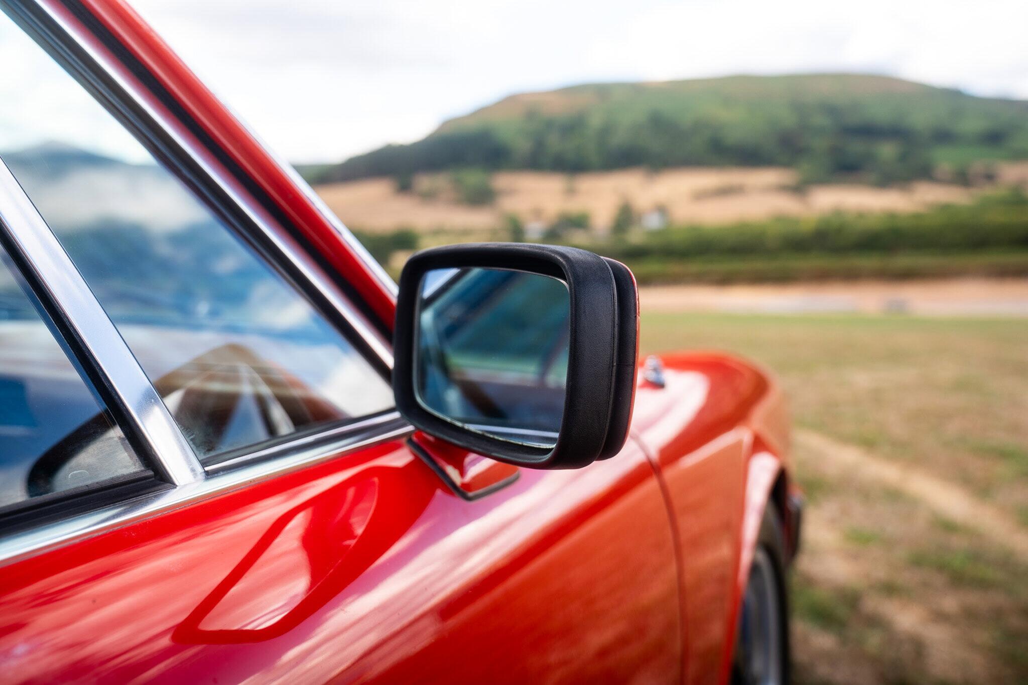 Porsche 911 view 43