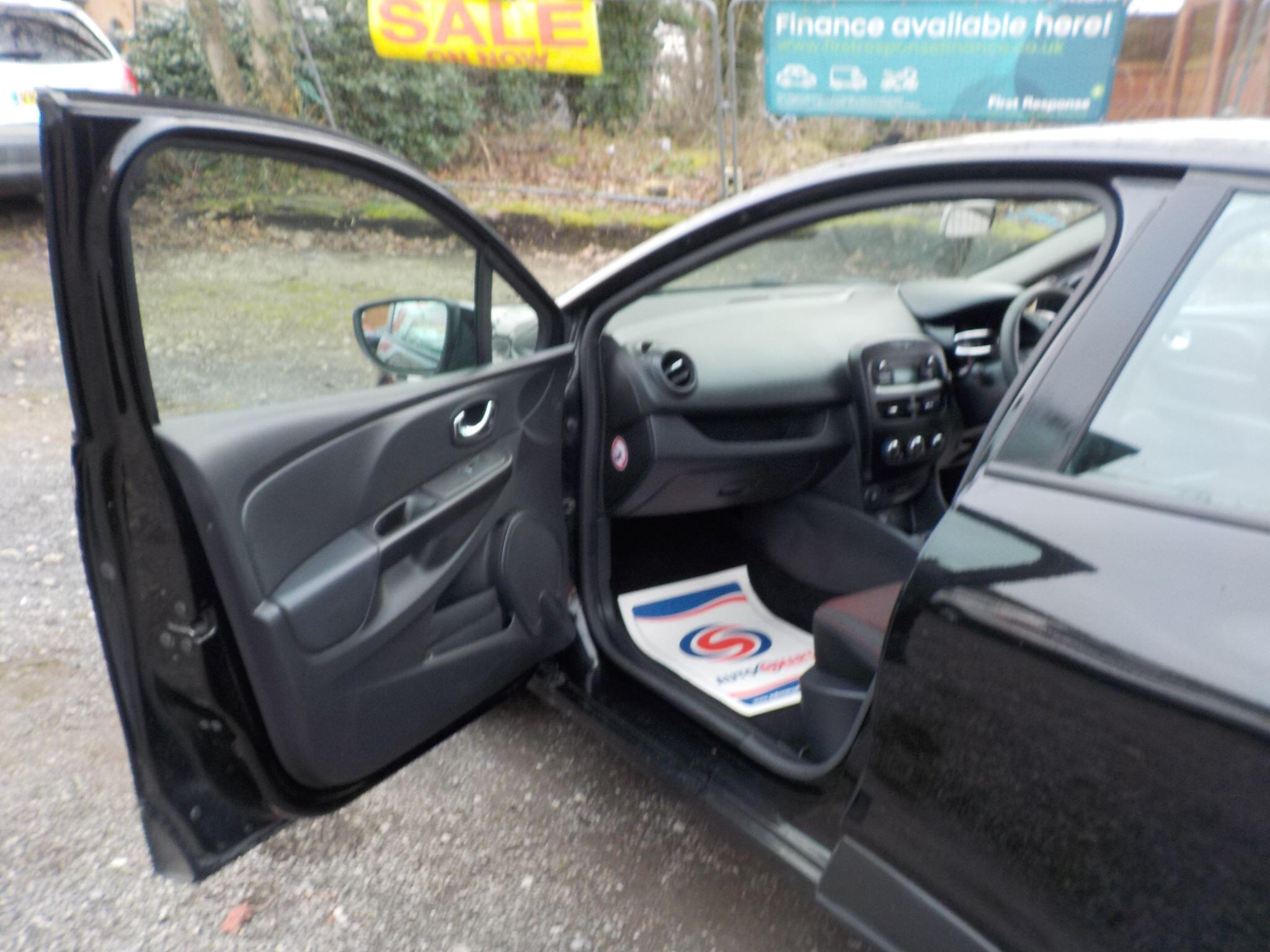 Renault Clio 1.2 16V Expression + Euro 5 5dr