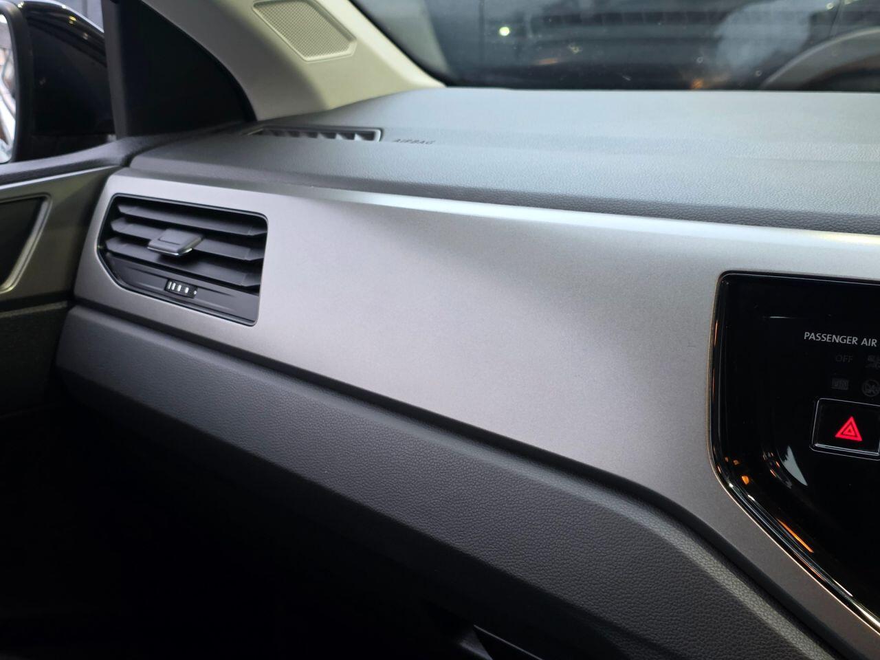 Volkswagen Polo view 29