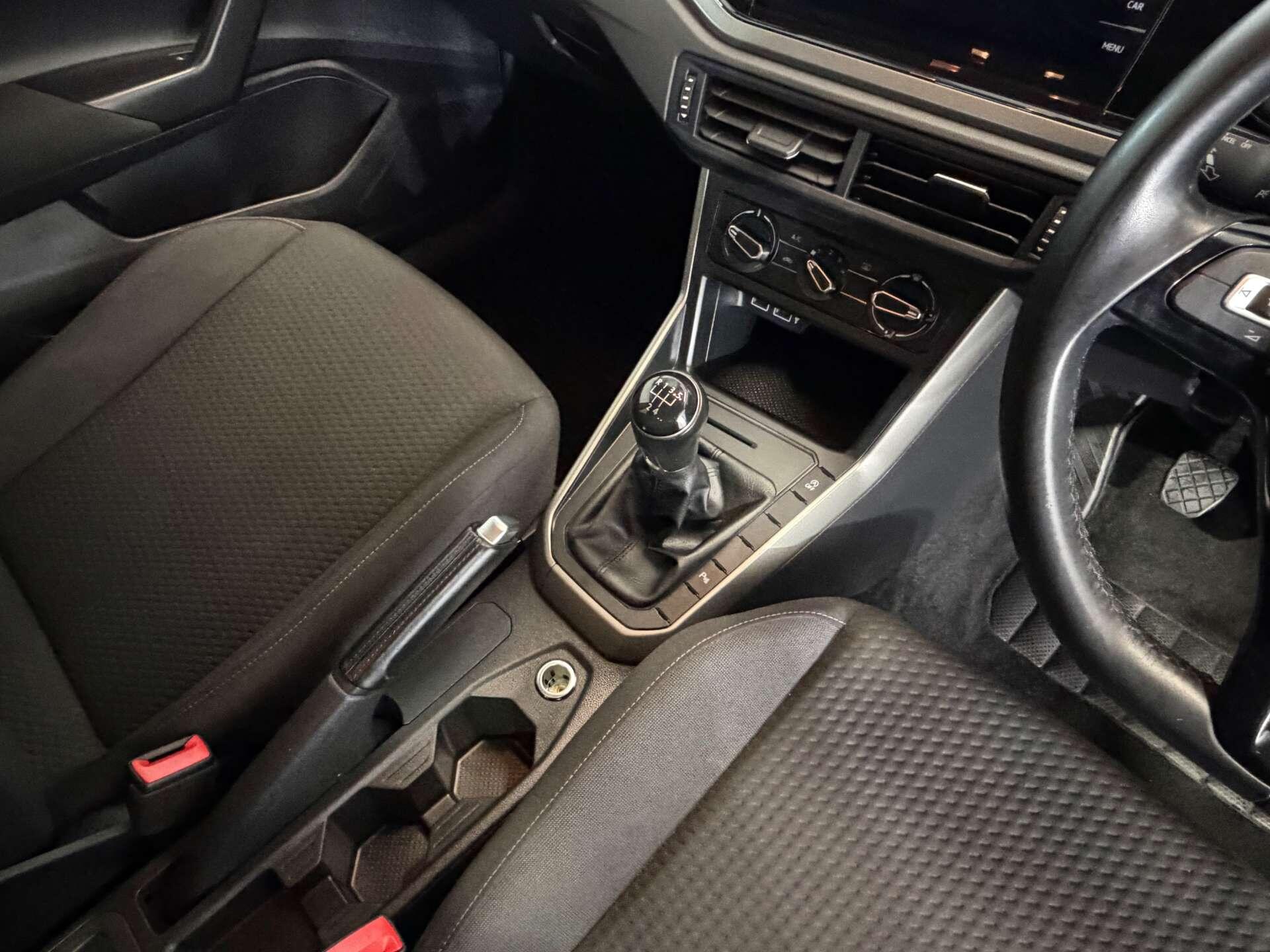 Volkswagen Polo view 14