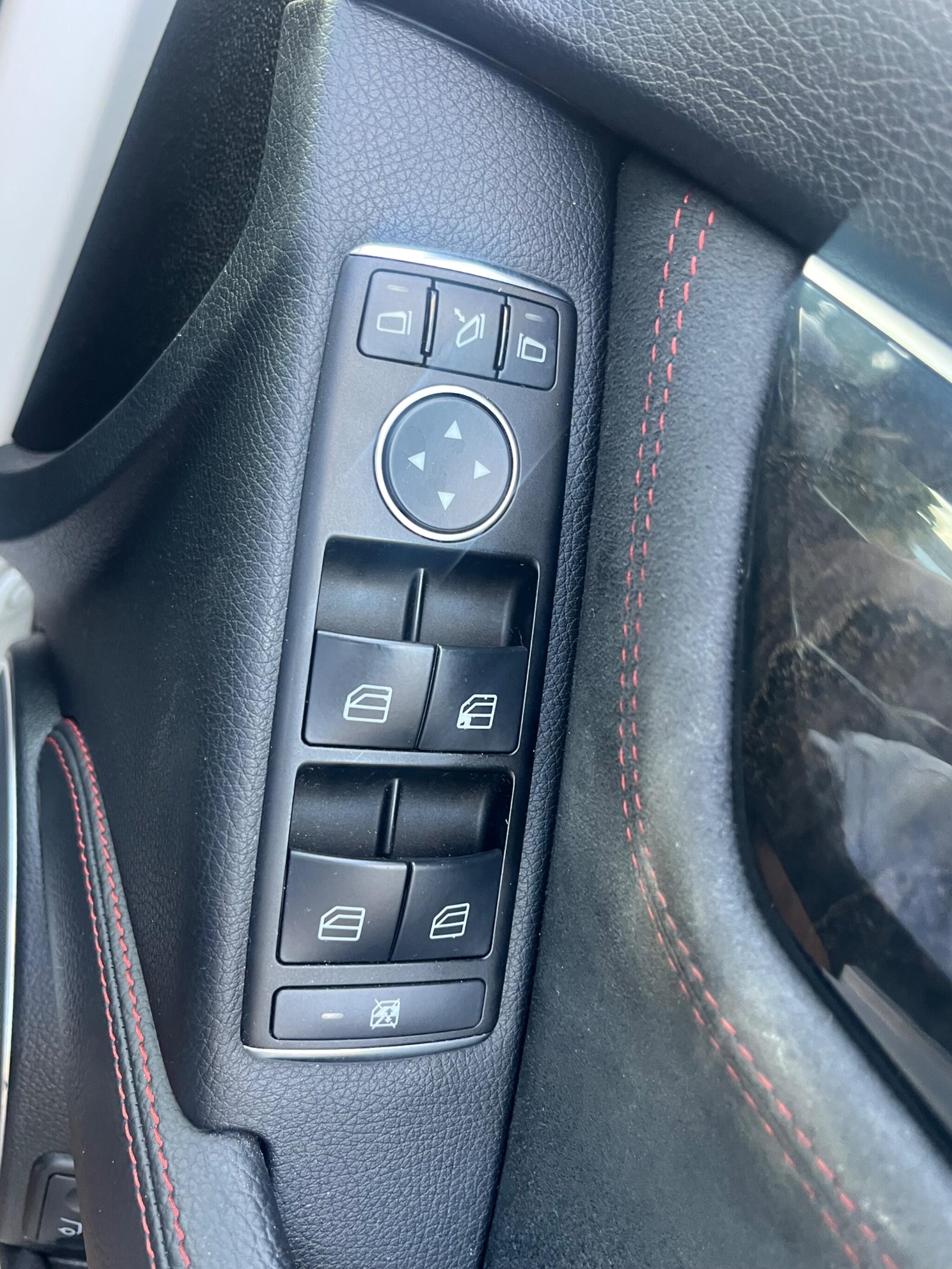 Mercedes-Benz C-Class view 46