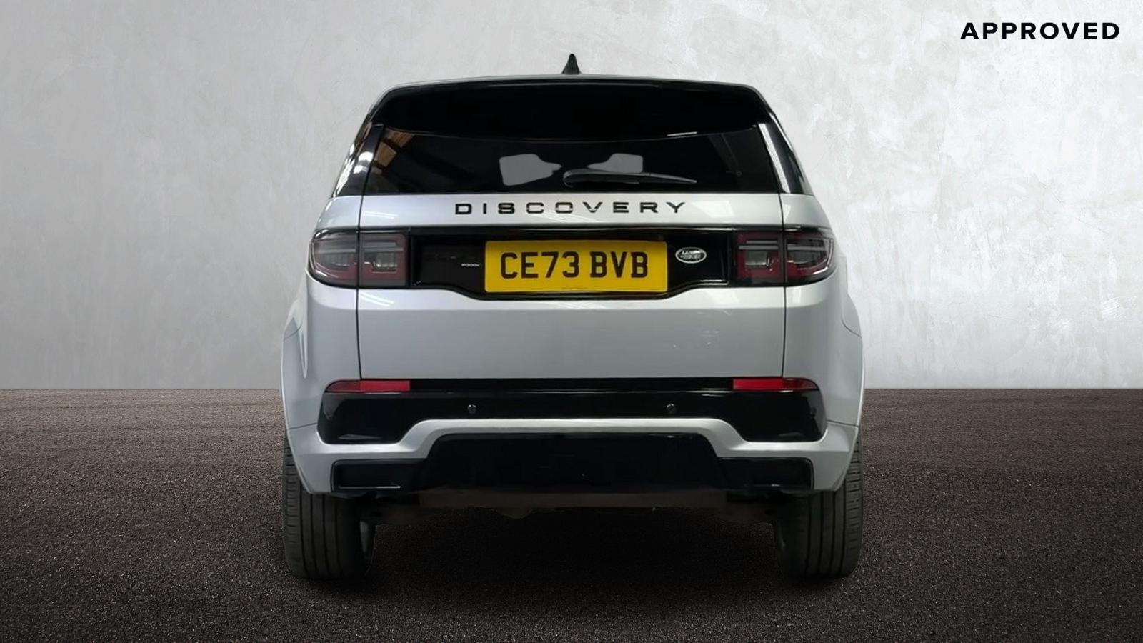 Land Rover Discovery Sport view 6
