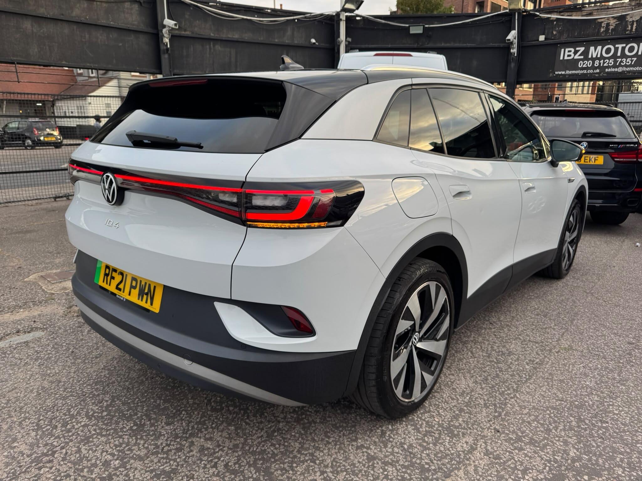 Volkswagen Id.4 view 8