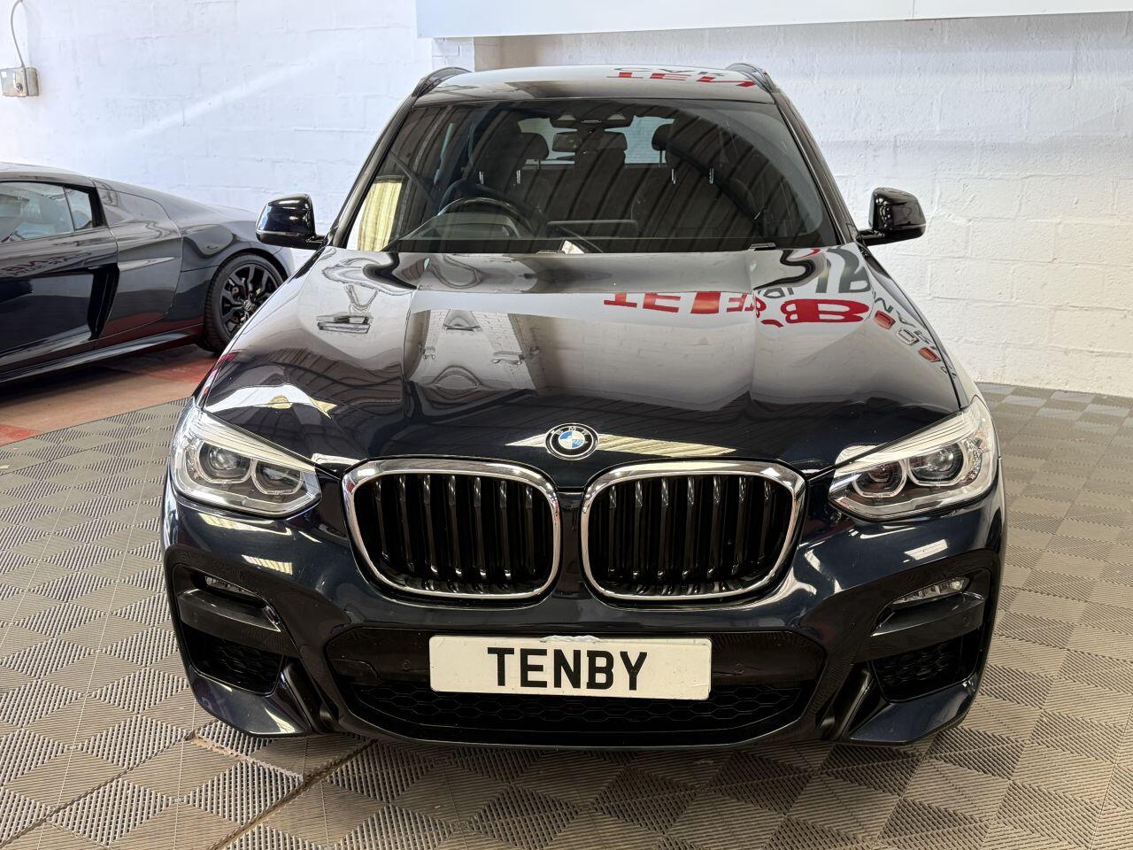 BMW X3 view 4
