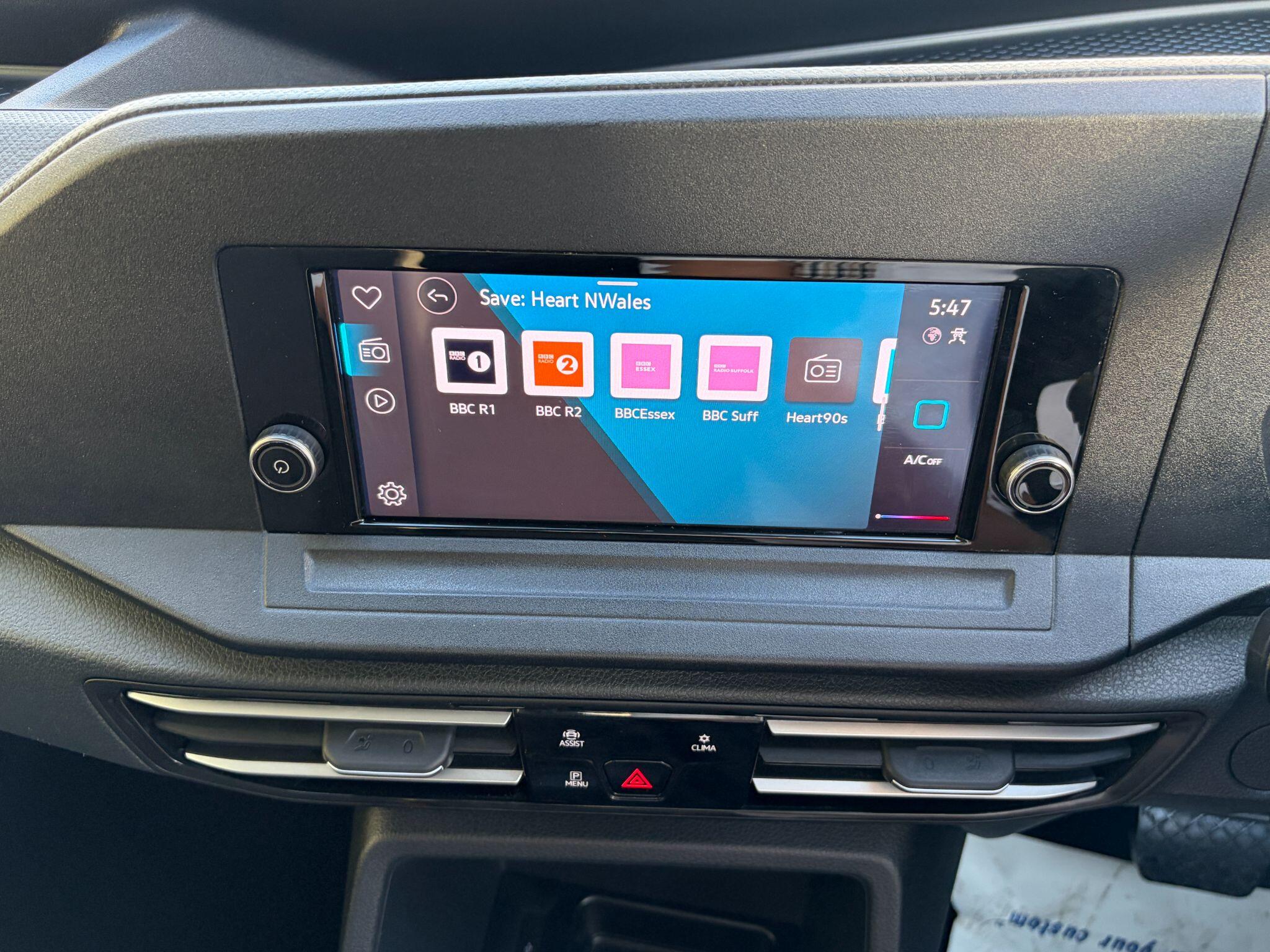 Volkswagen Caddy Maxi view 20