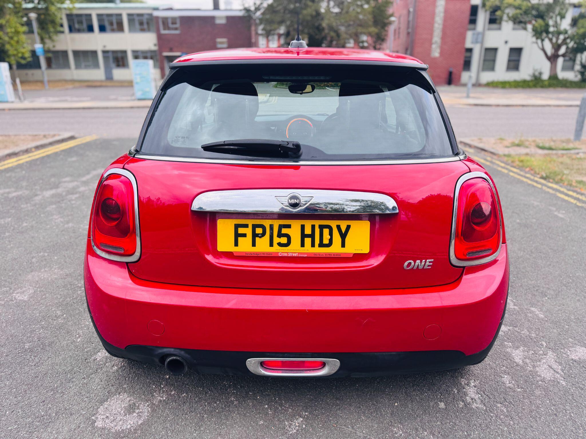 2015 MINI Hatch 1.2 One Euro 6 (s/s) 3dr • 114,000 miles image 4