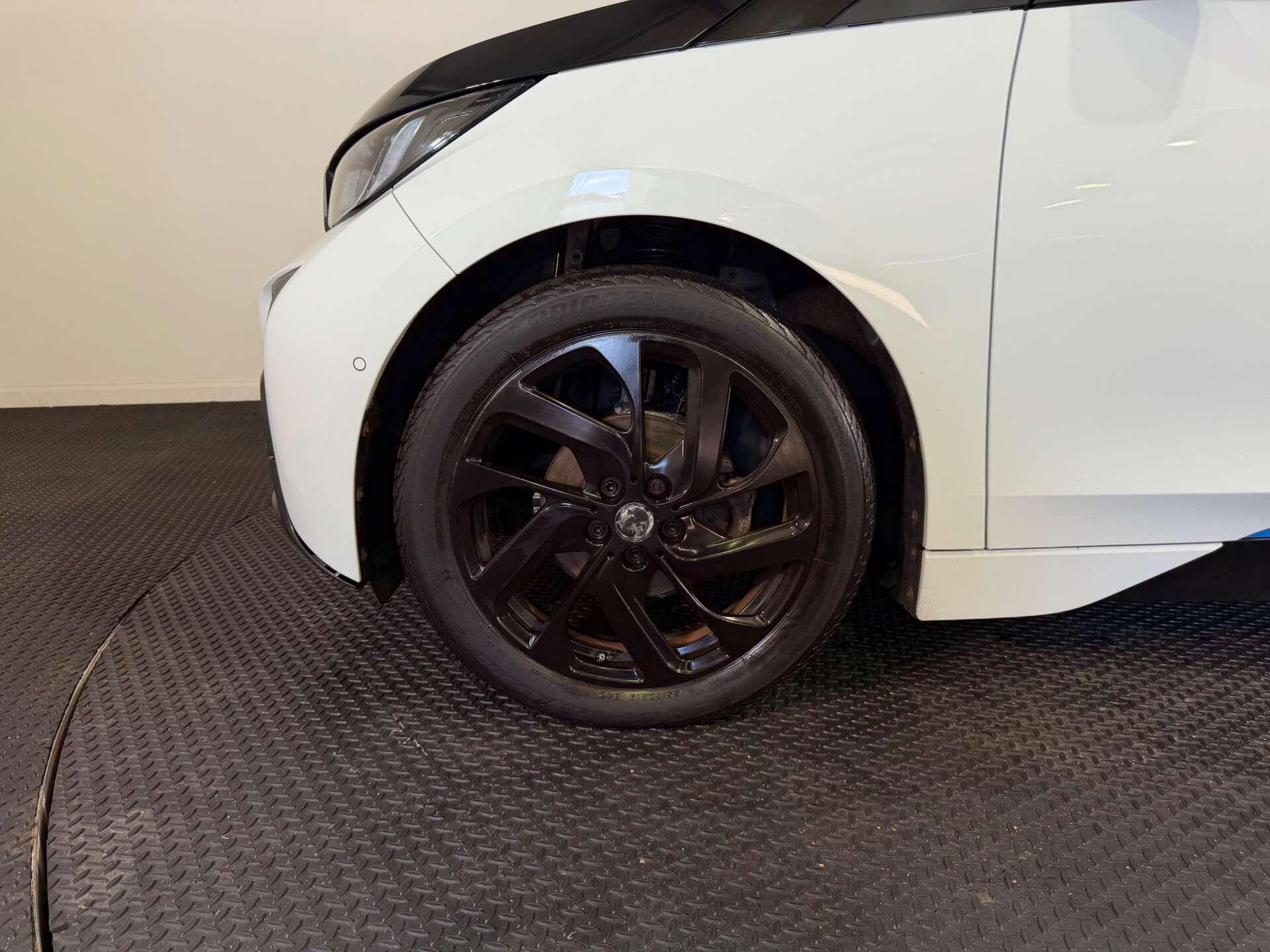 BMW i3 view 68