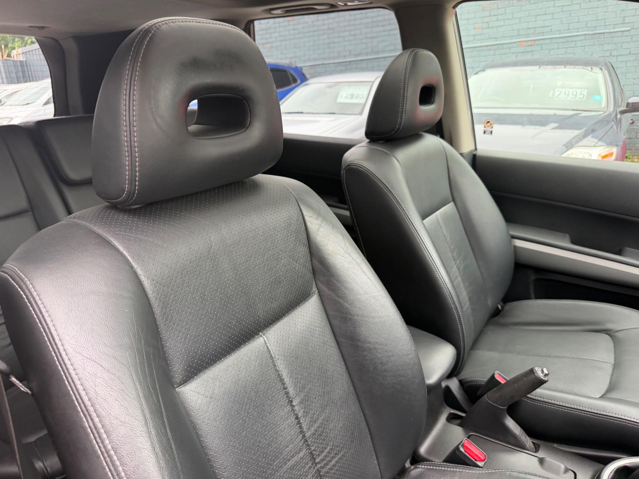 Nissan X-Trail view 12