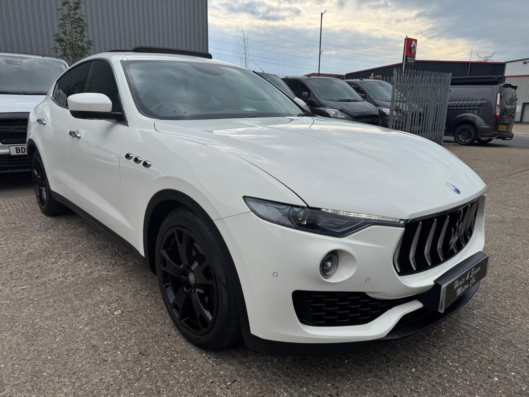 Maserati Levante view 6