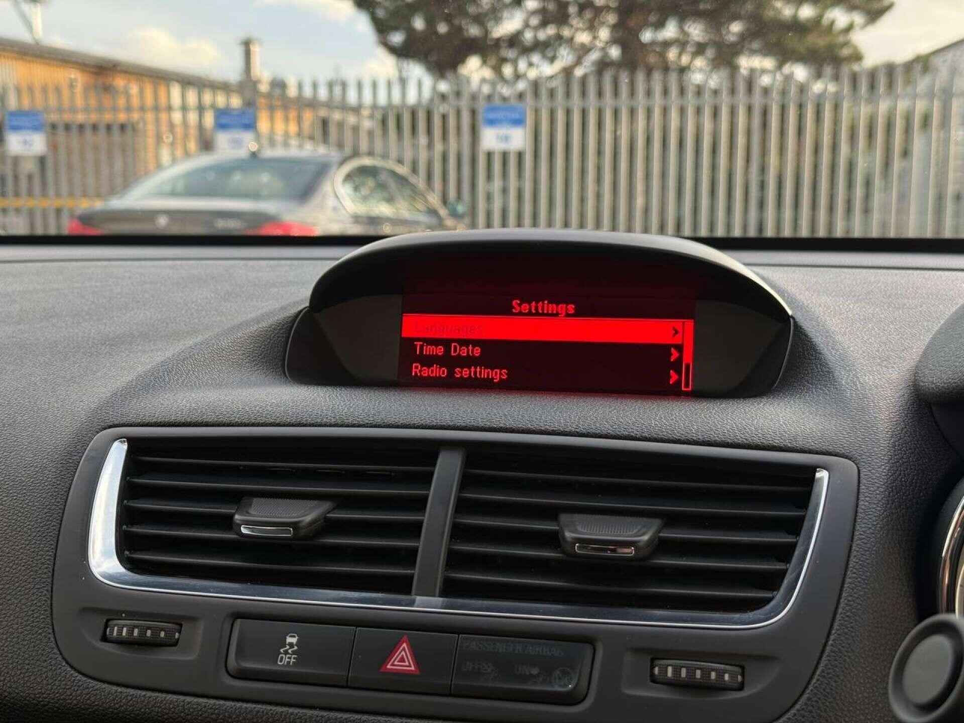 Vauxhall Mokka view 65