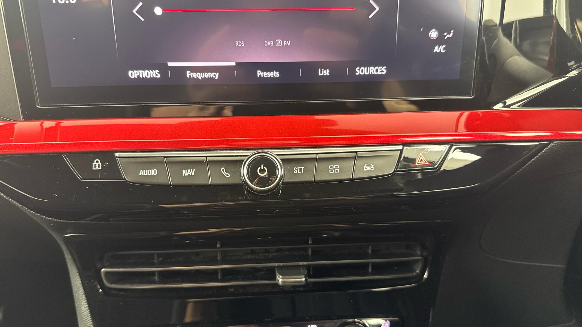 Vauxhall Mokka view 29