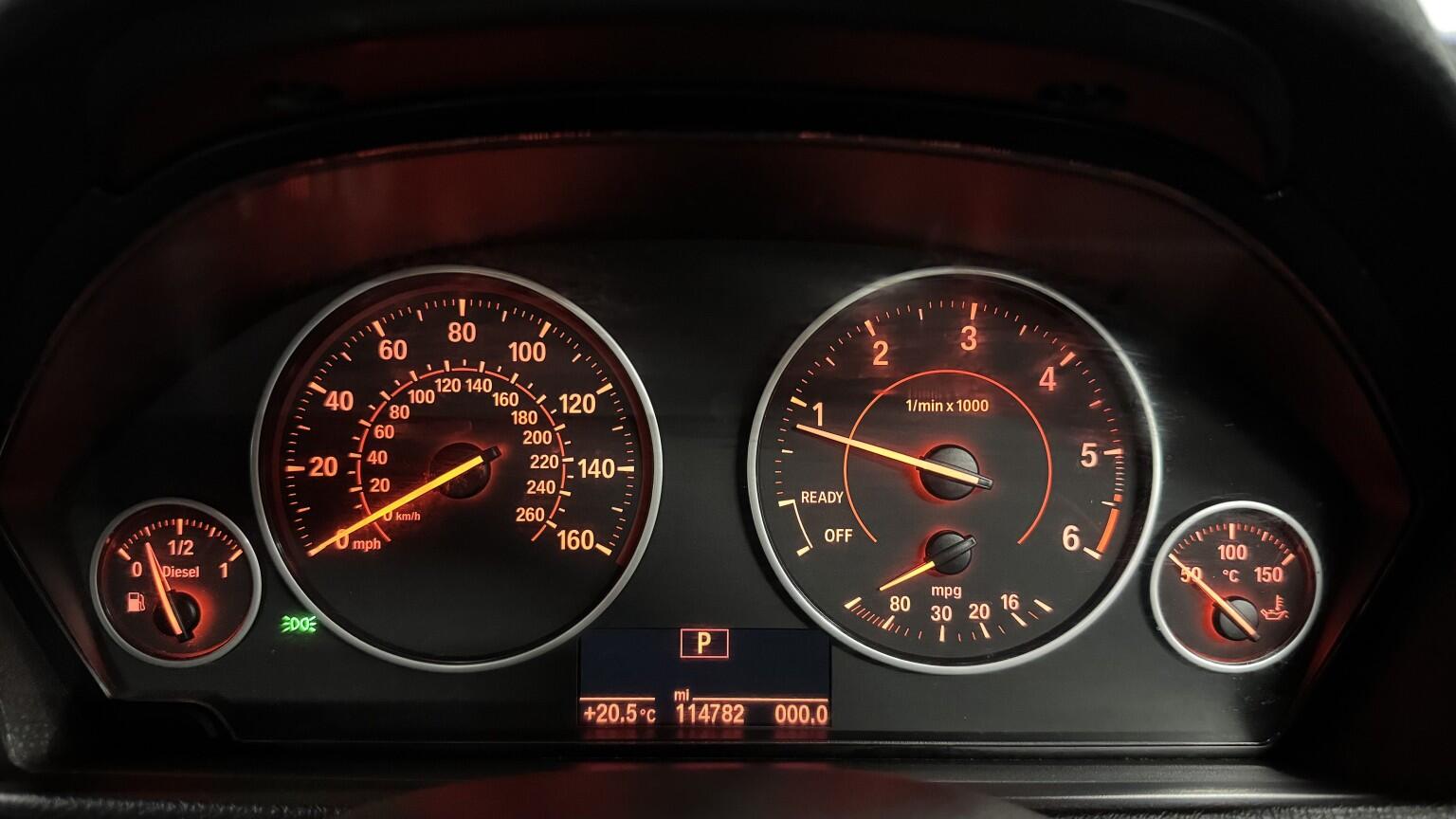 BMW 3 Series view 22