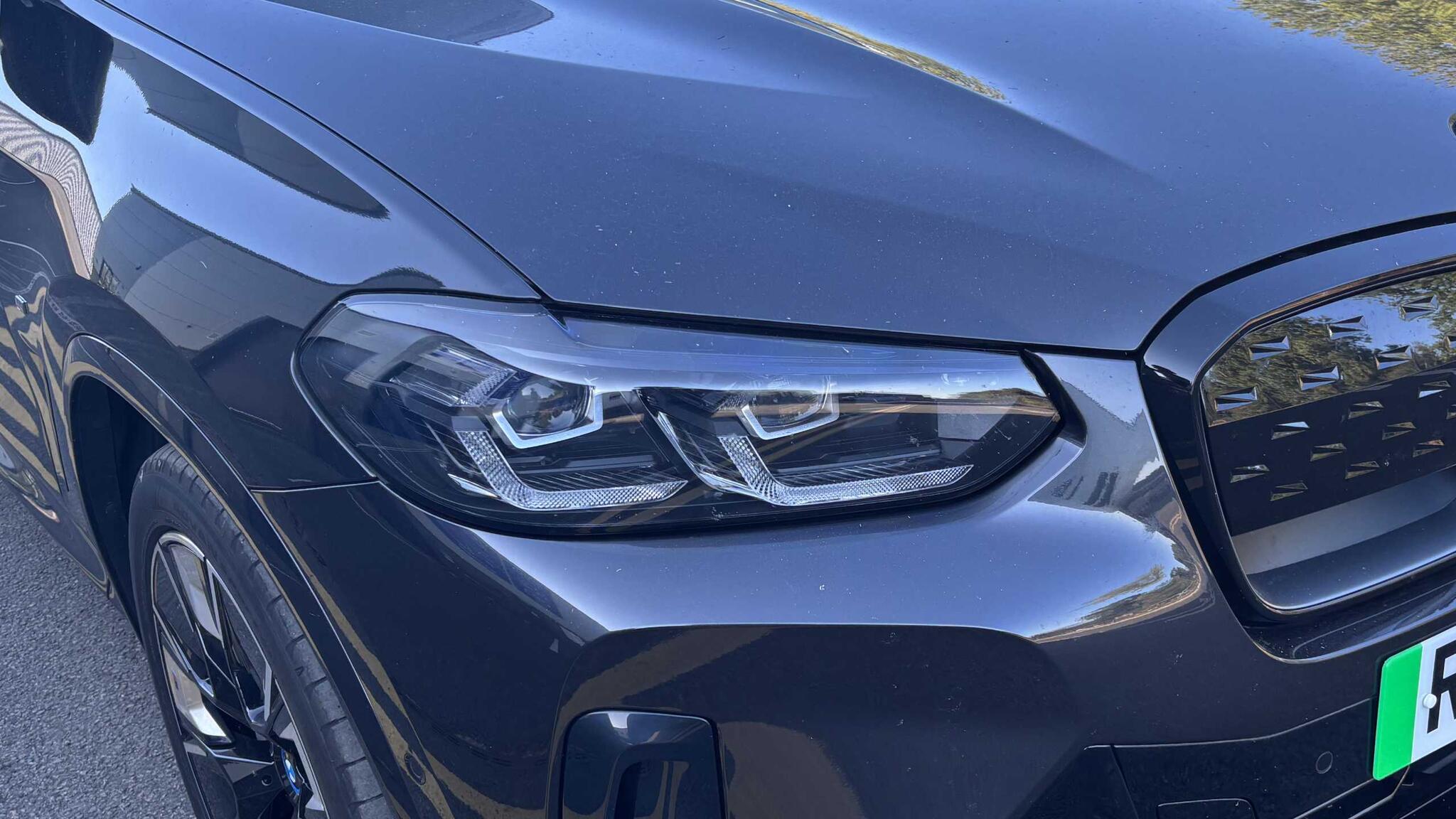 BMW iX3 view 40