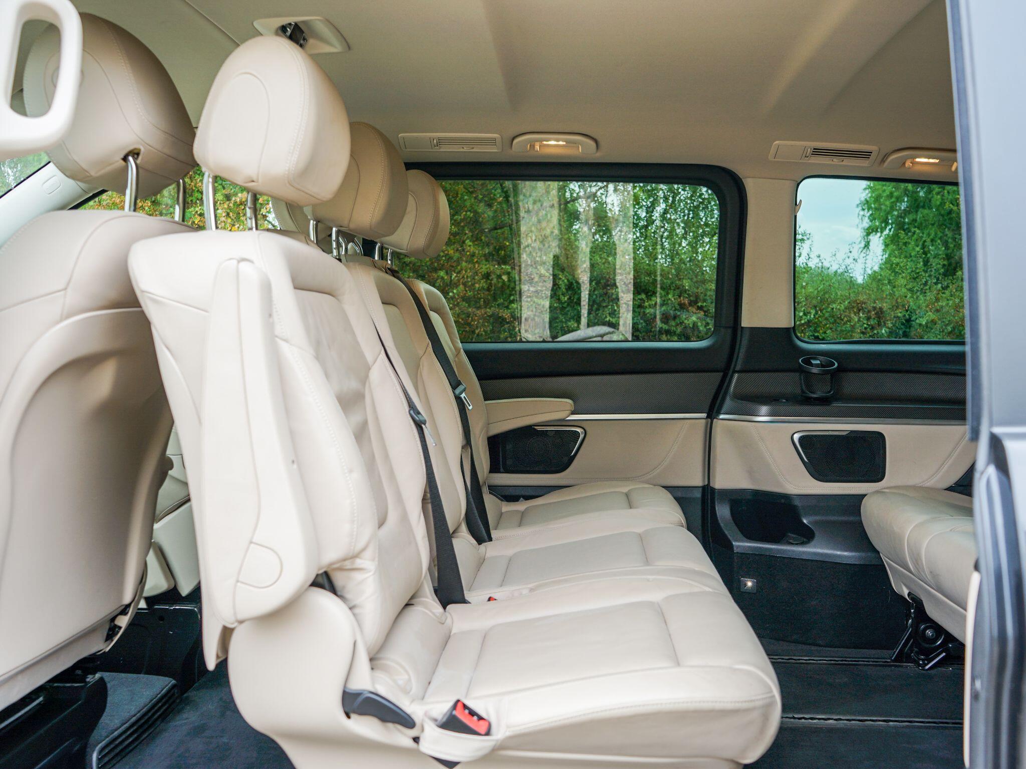Mercedes-Benz V Class view 11