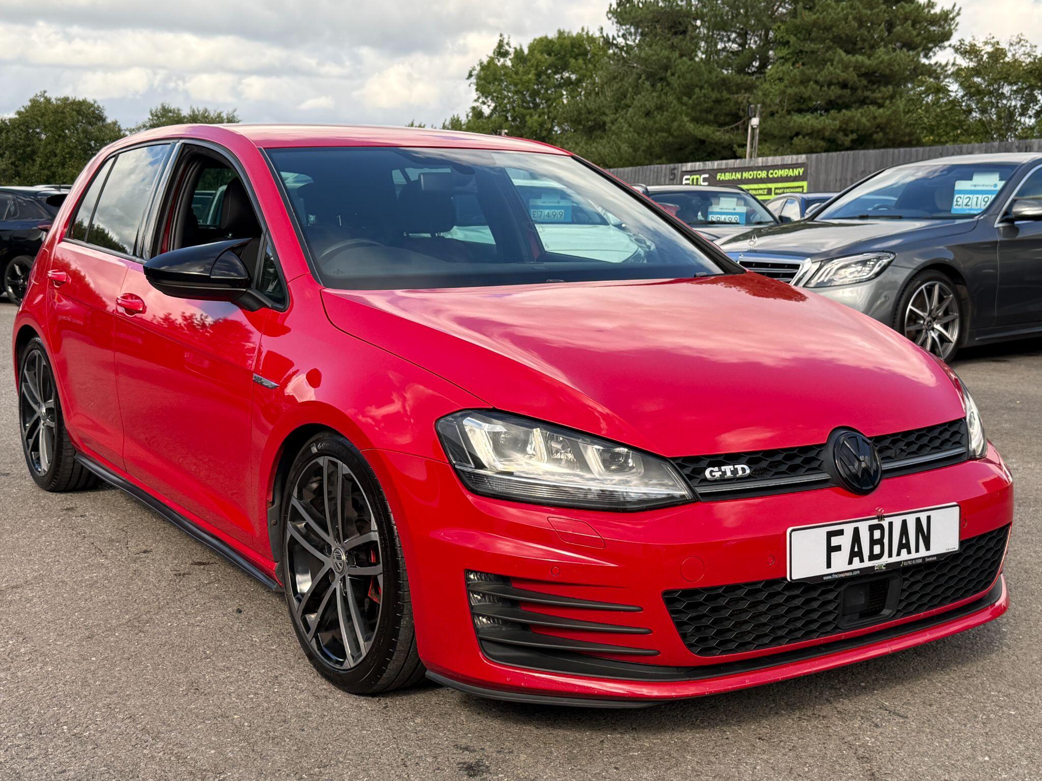 Volkswagen Golf view 6