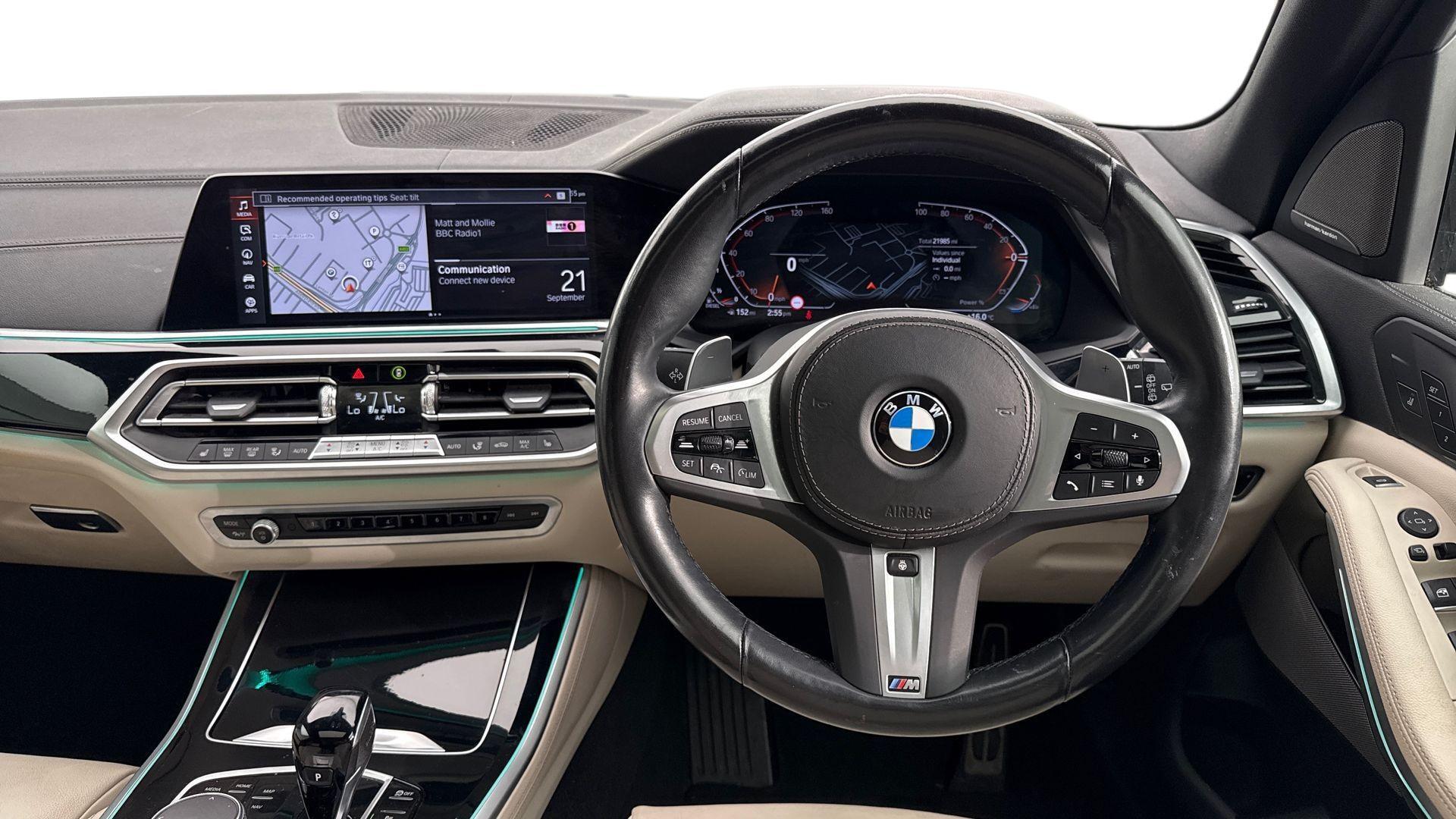 BMW X5 view 5