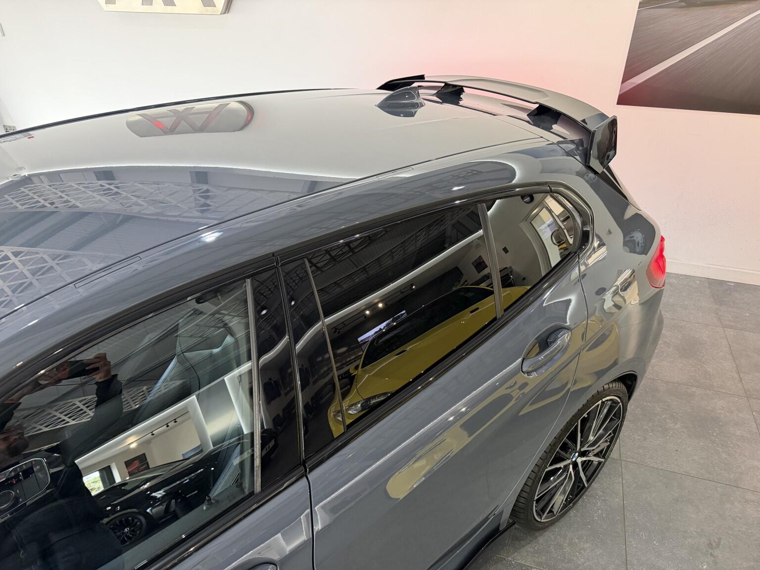 BMW 1 Series view 5
