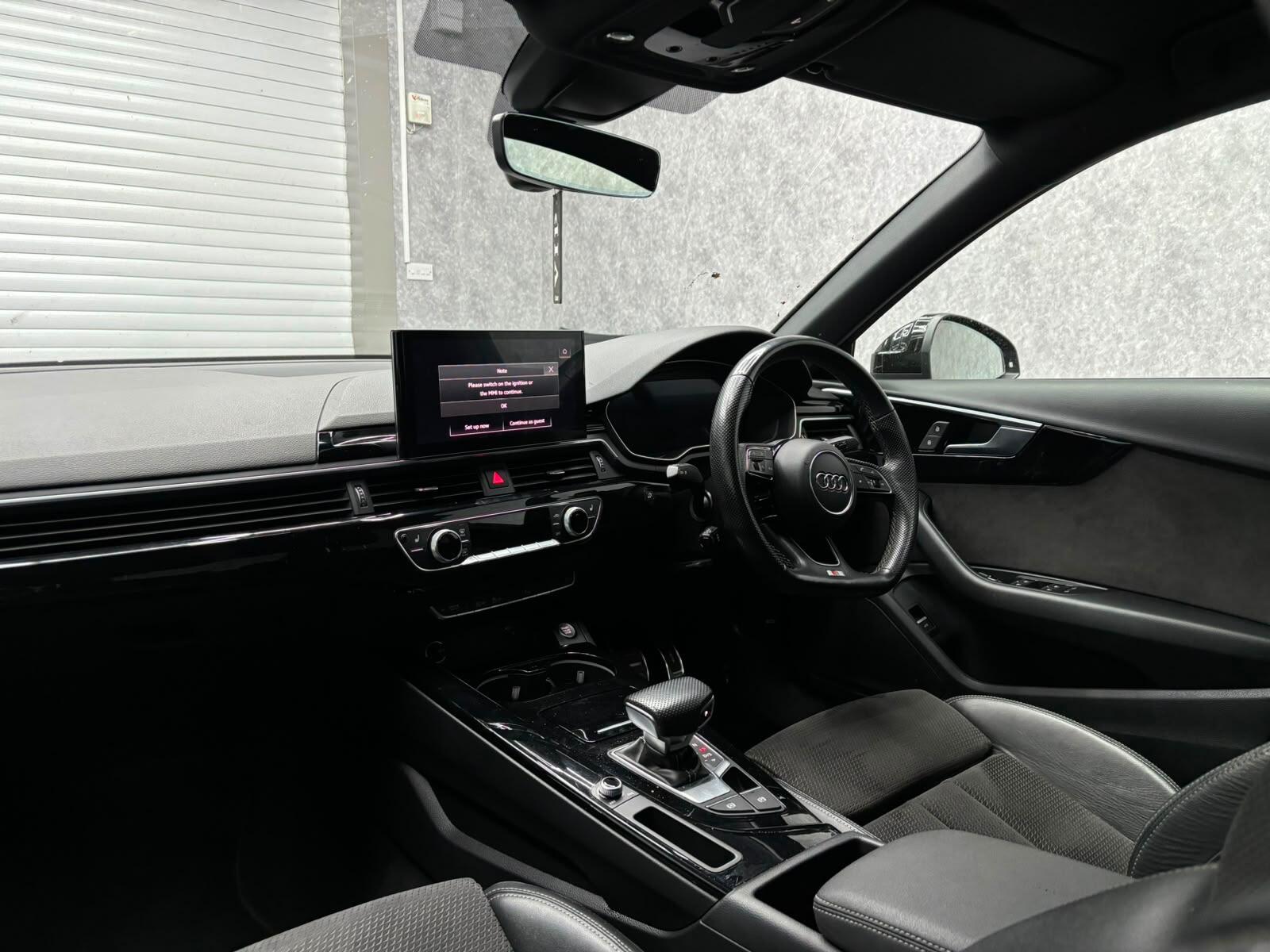 Audi A4 view 6