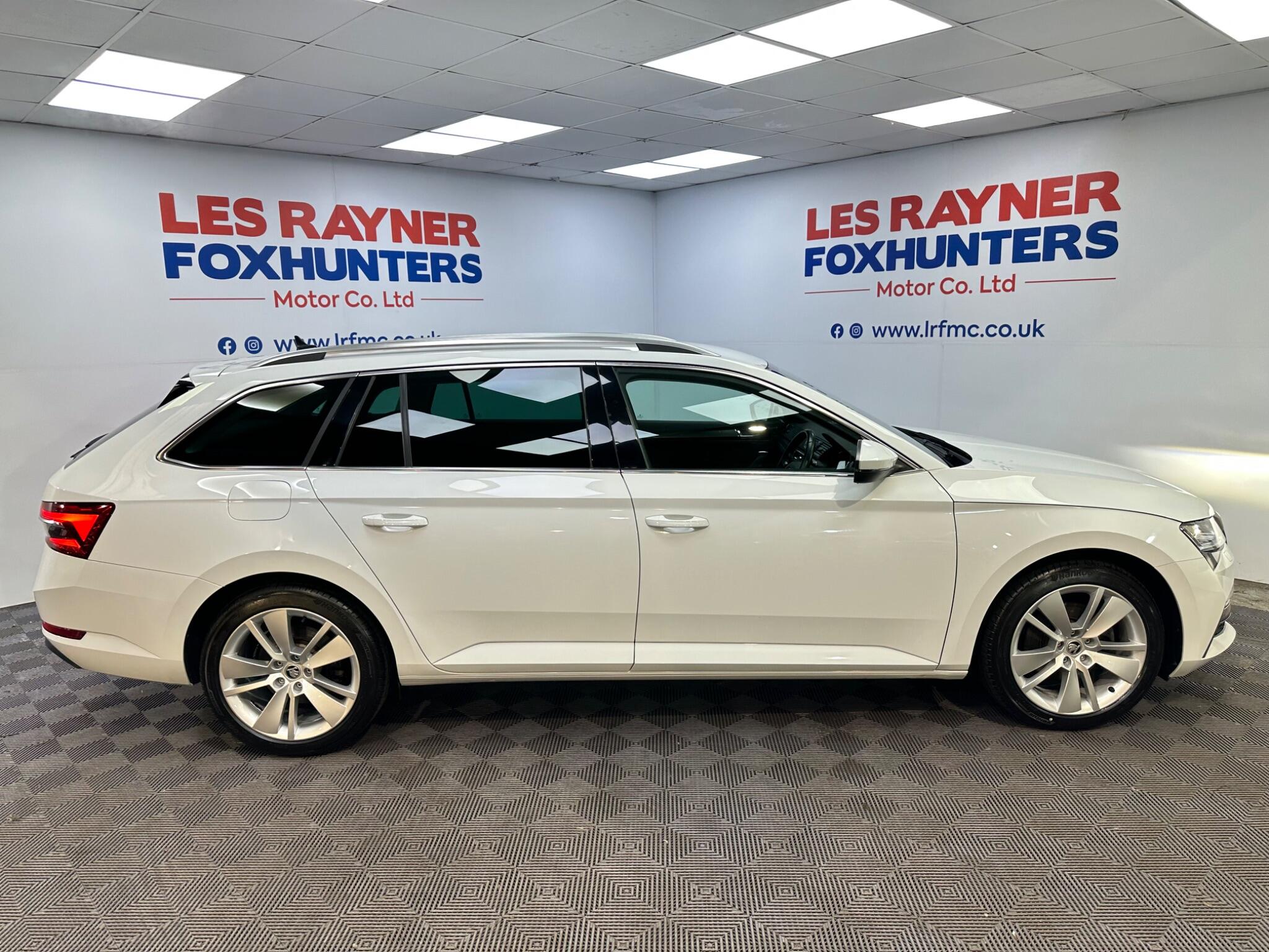 Skoda Superb view 2