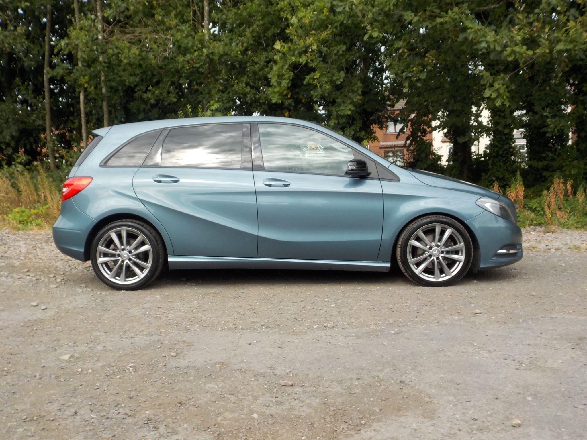 Mercedes-Benz B Class 1.8 B200 CDI Sport 7G-DCT Euro 5 (s/s) 5dr