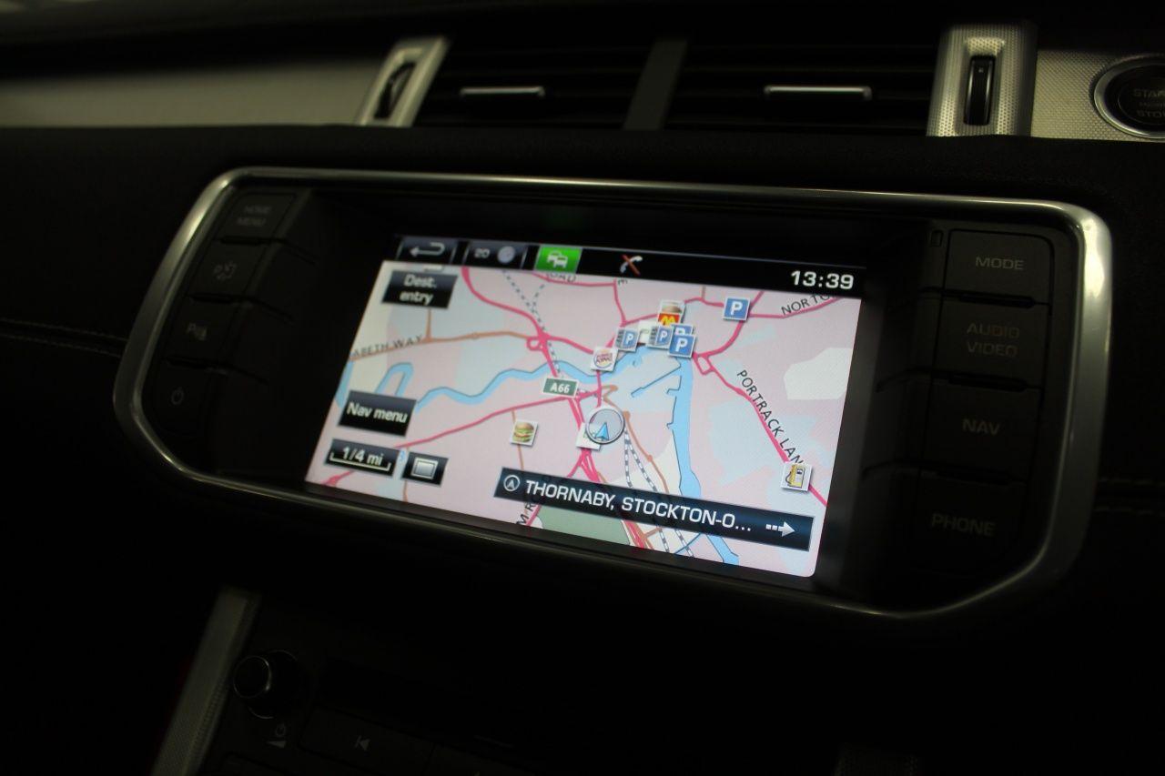 Land Rover Range Rover Evoque view 39