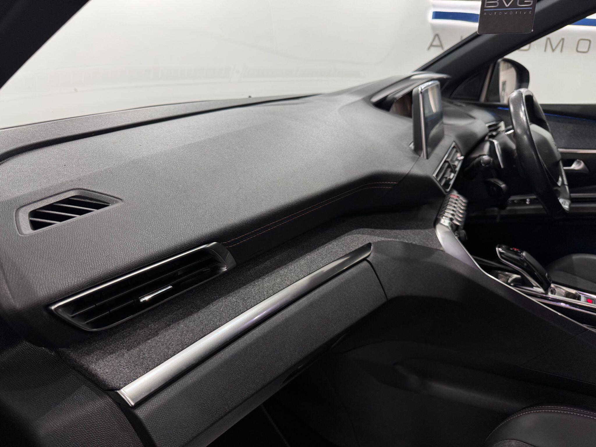 Peugeot 5008 view 52