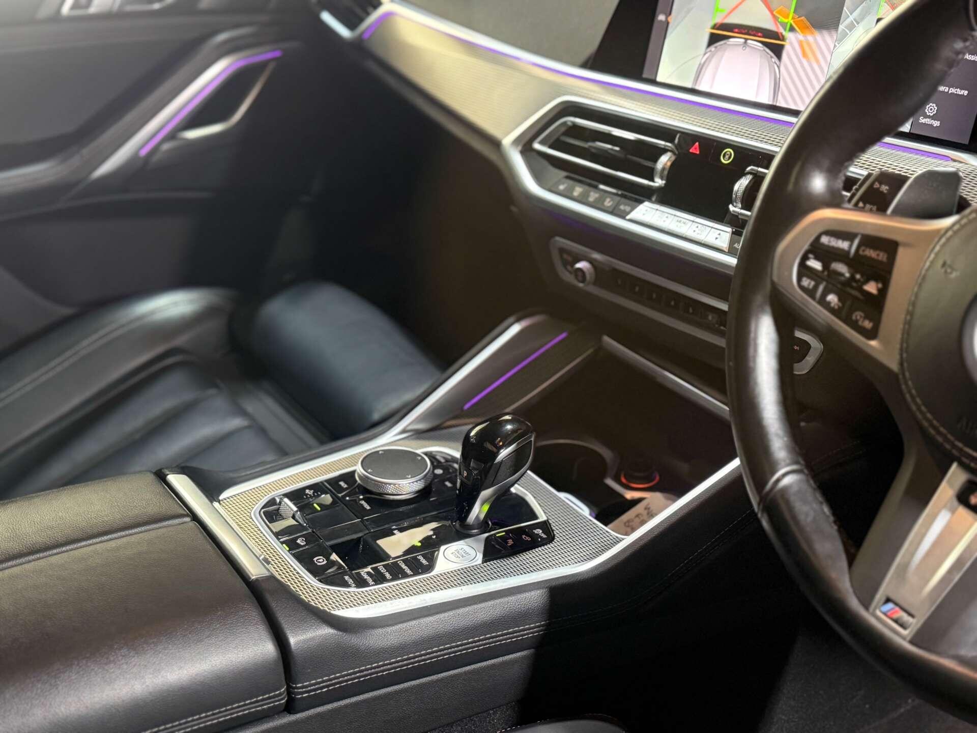 BMW X6 view 31