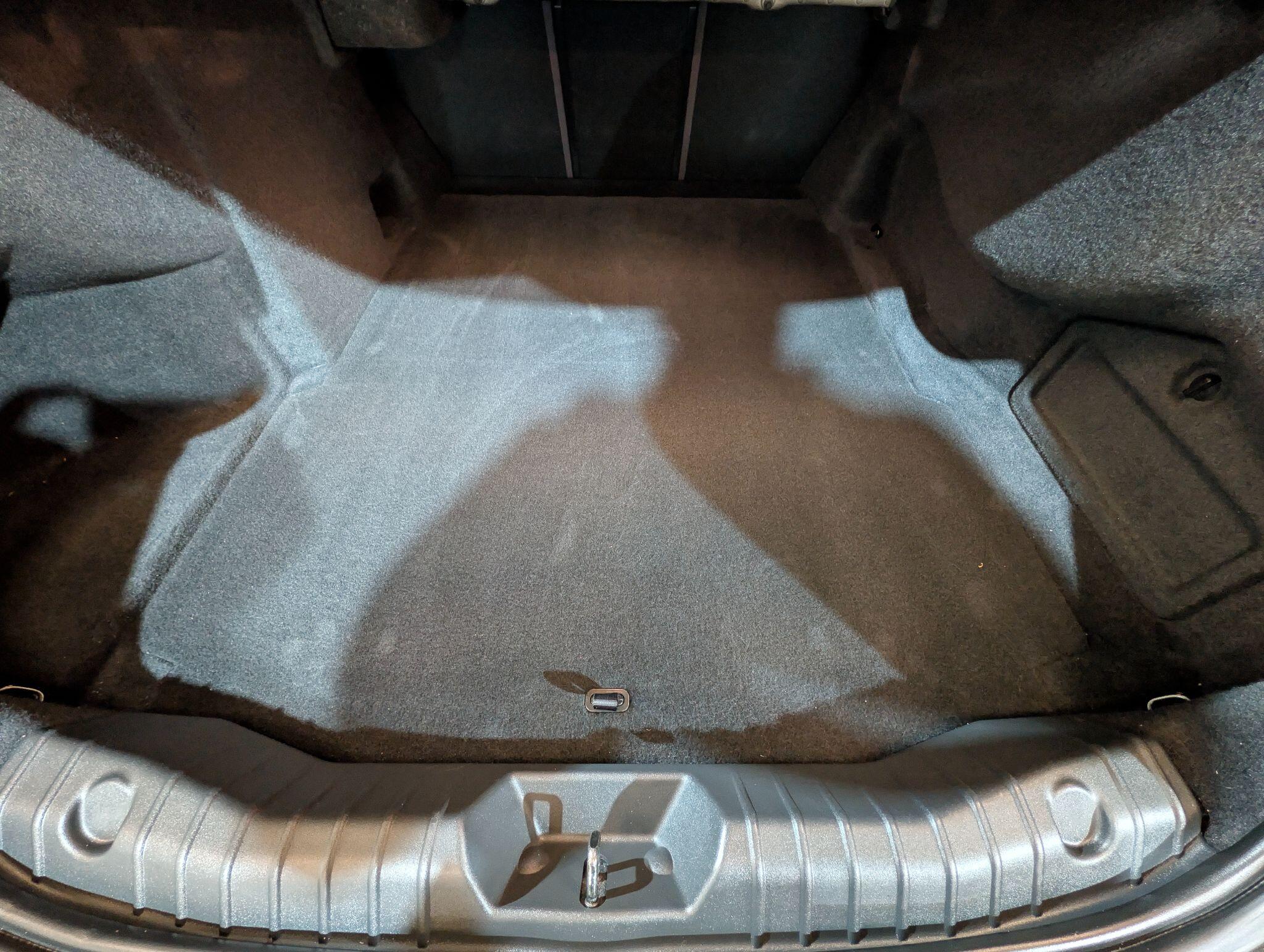 Jaguar XF view 60