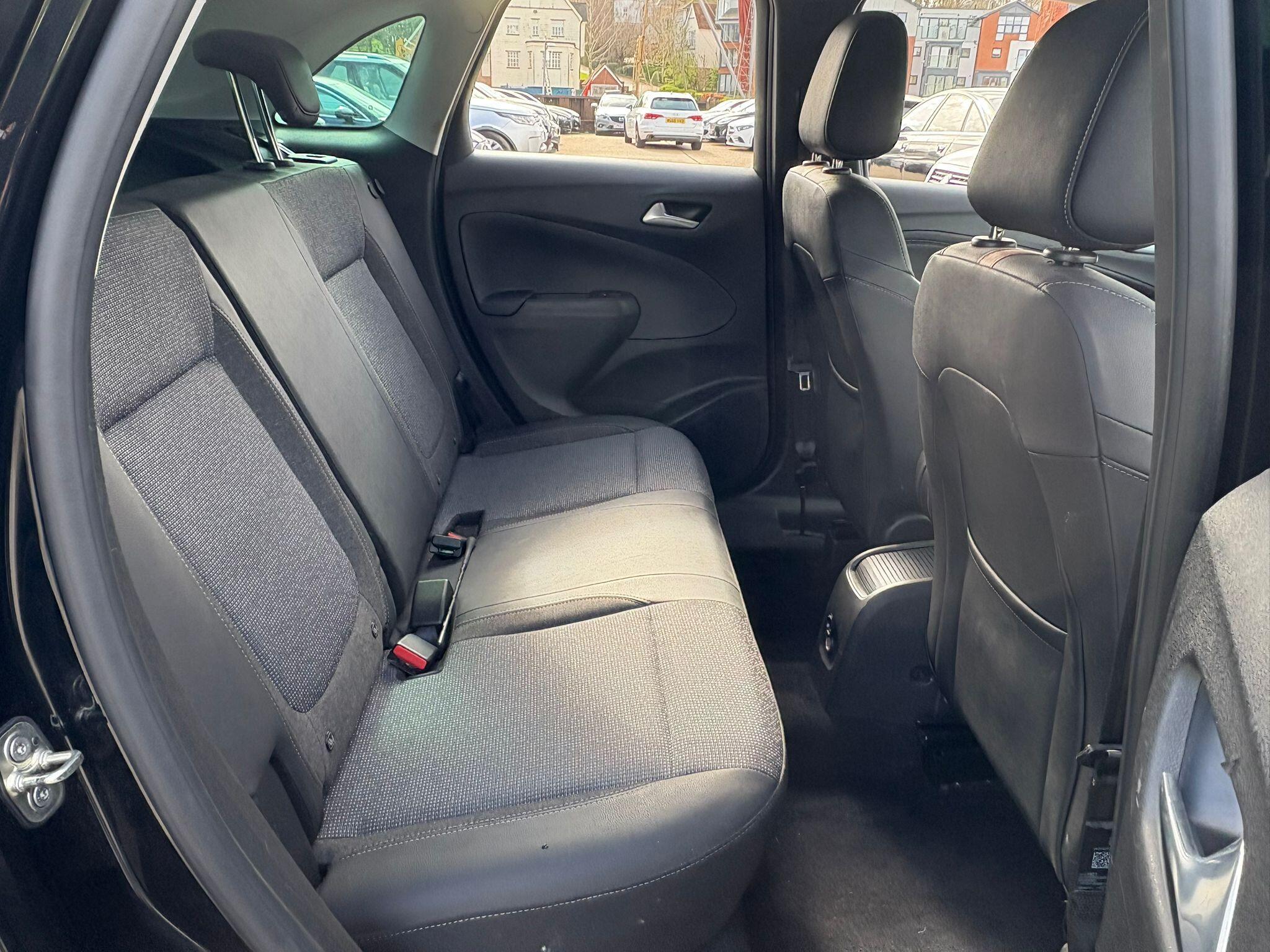 Vauxhall Crossland view 12
