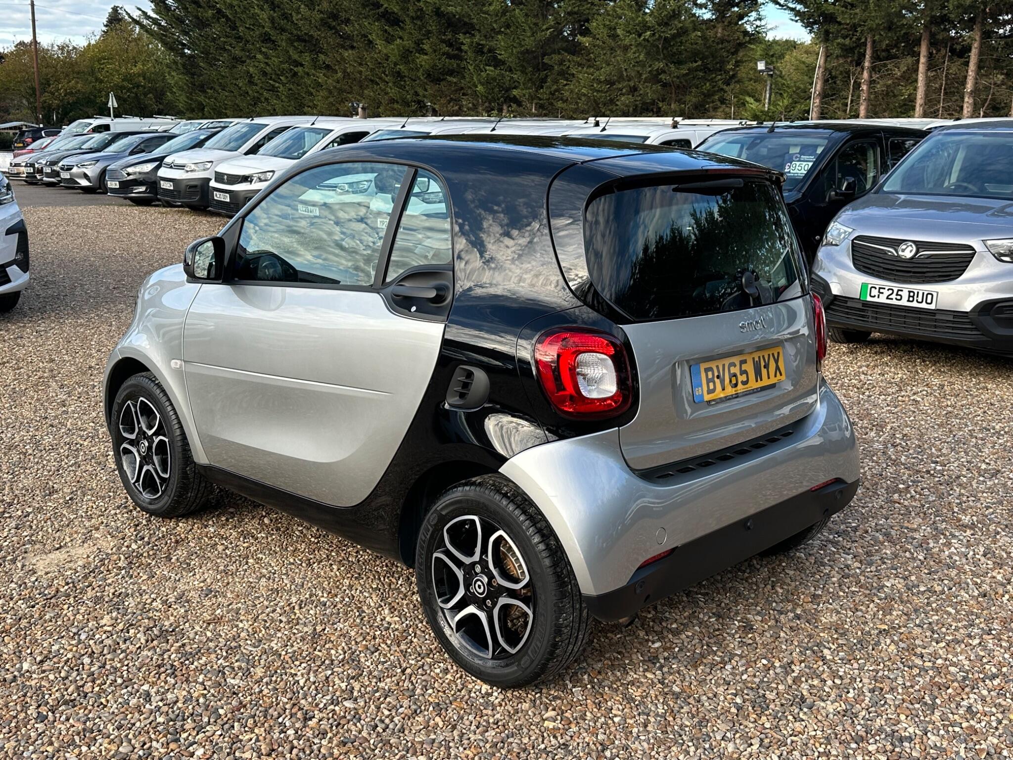 Smart Fortwo view 3
