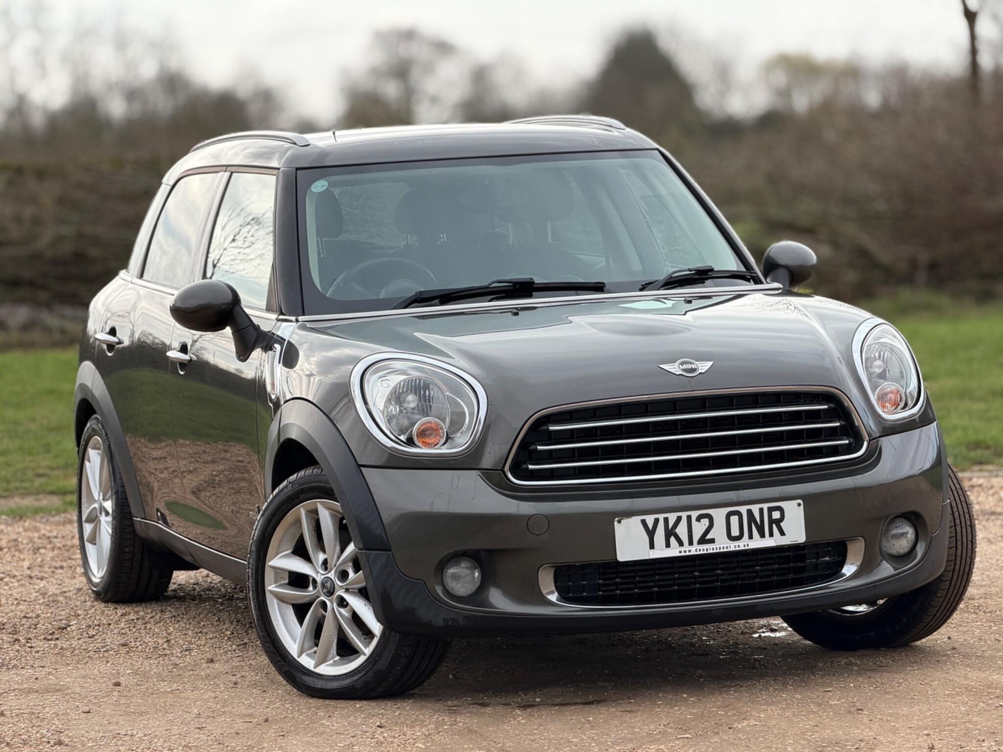 2012 MINI Countryman 1.6 Cooper D ALL4 Euro 5 (s/s) 5dr image 6