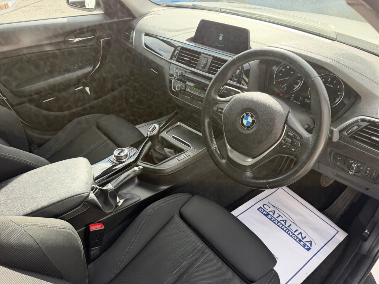 BMW 1 Series view 9