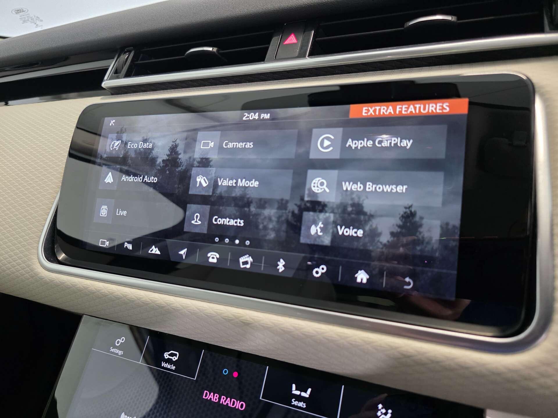 Land Rover Range Rover Velar view 44