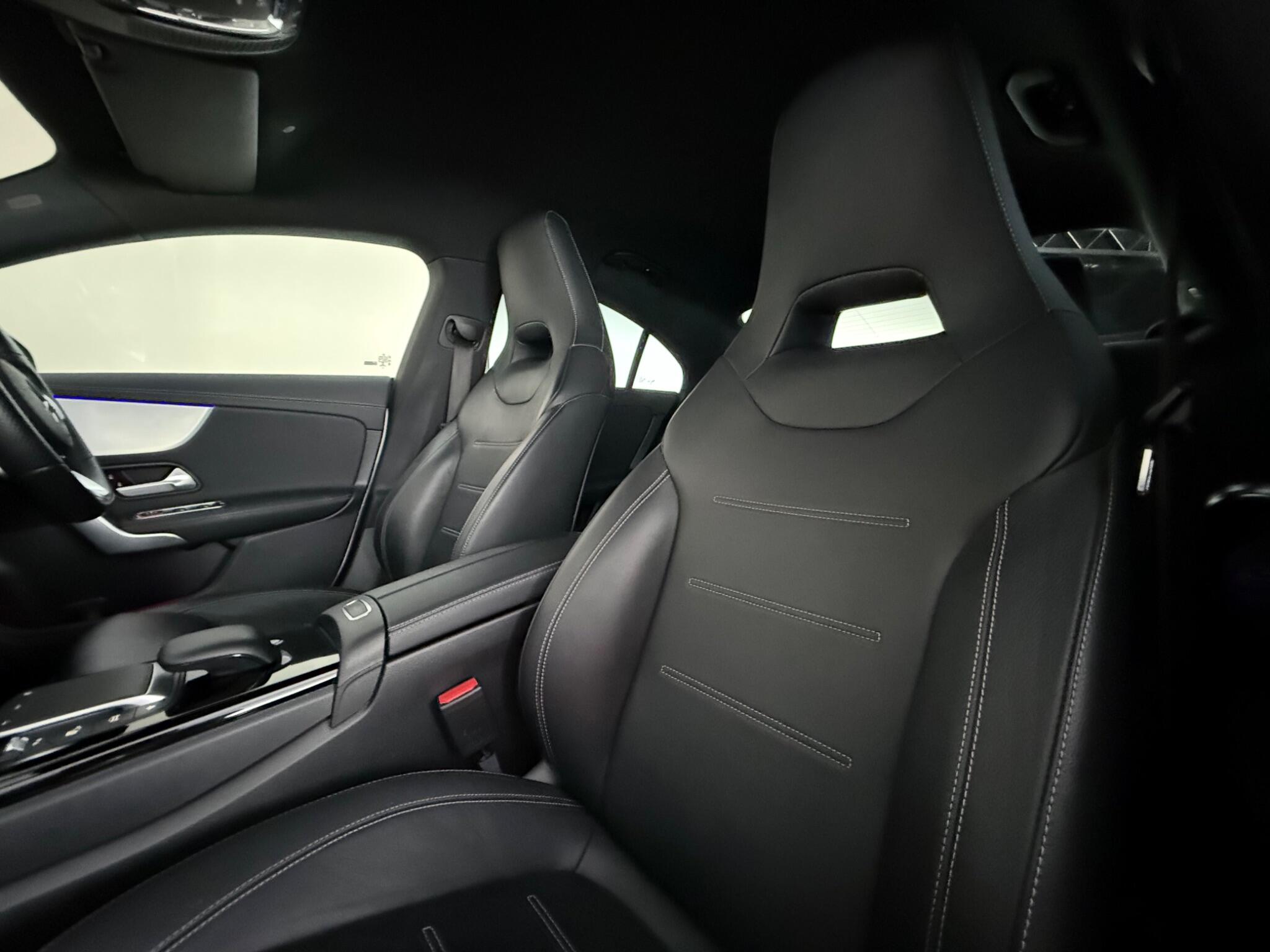 Mercedes-Benz Cla view 34