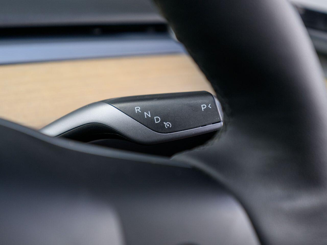 Tesla Model Y view 24