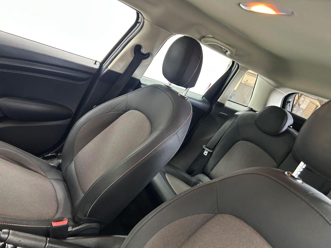 Mini Hatch view 14