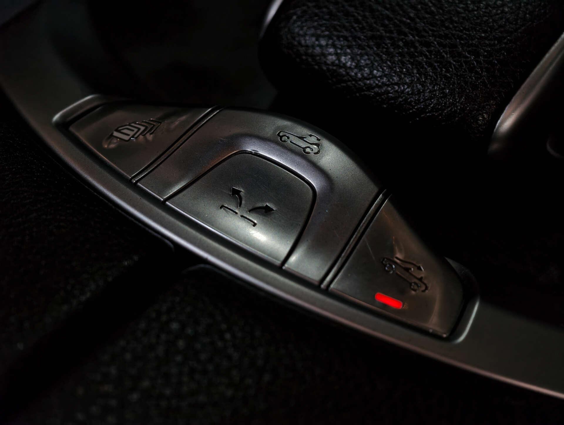 Mercedes-Benz C Class view 37