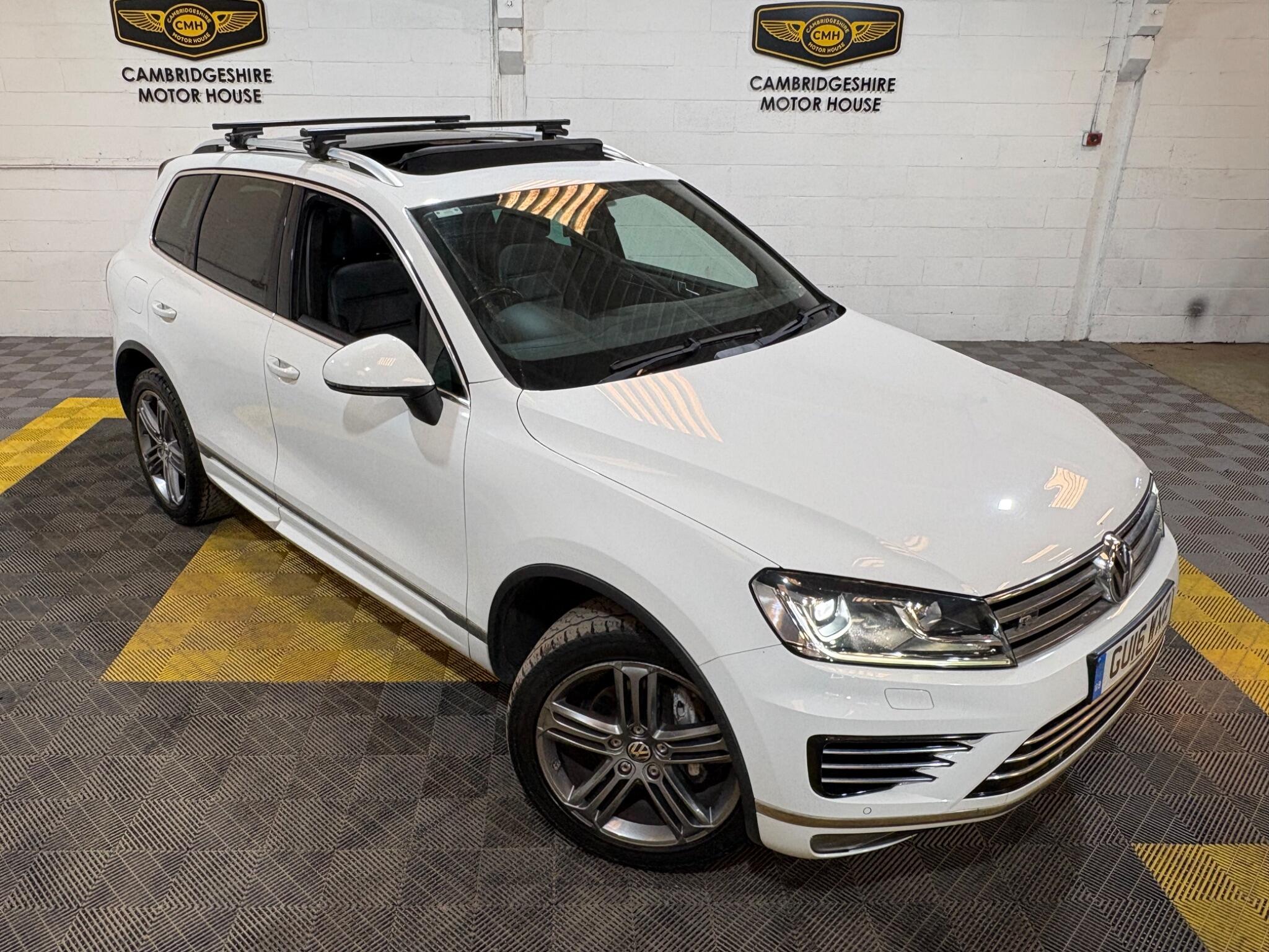 Volkswagen Touareg view 17