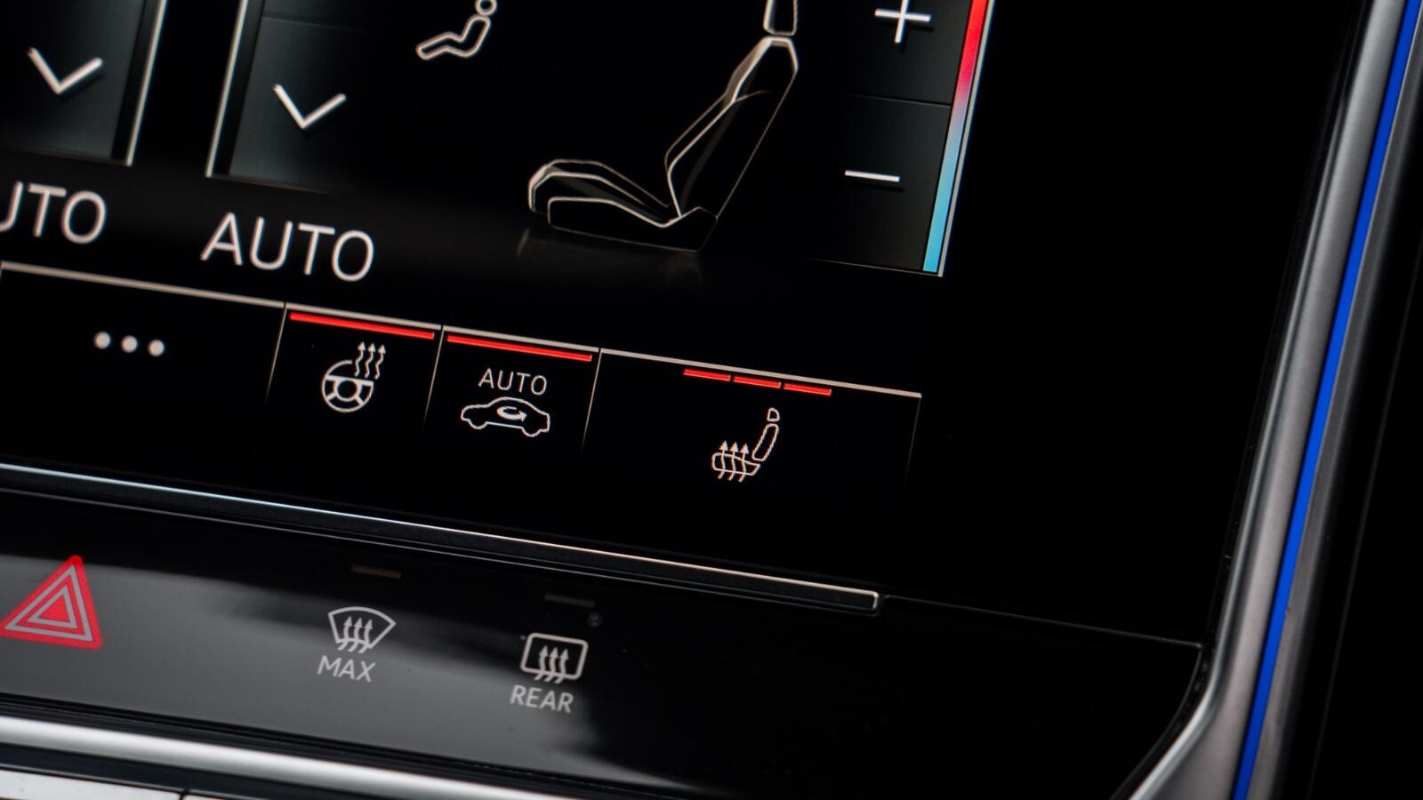 Audi RS6 Avant view 35