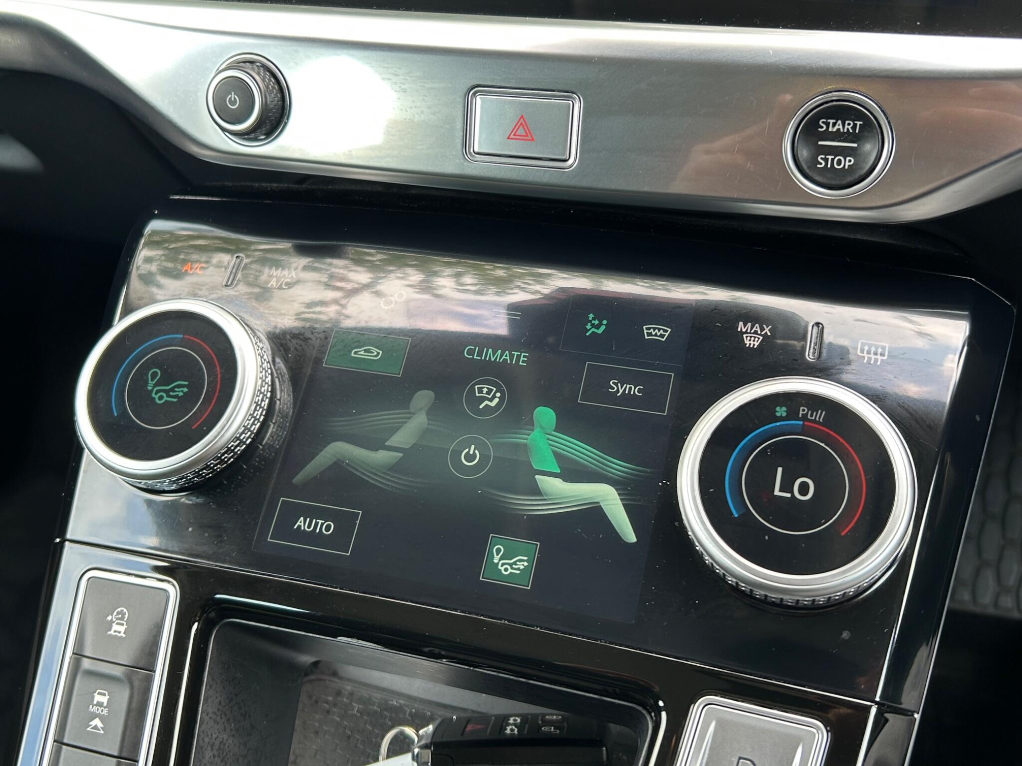 Jaguar I-Pace view 38
