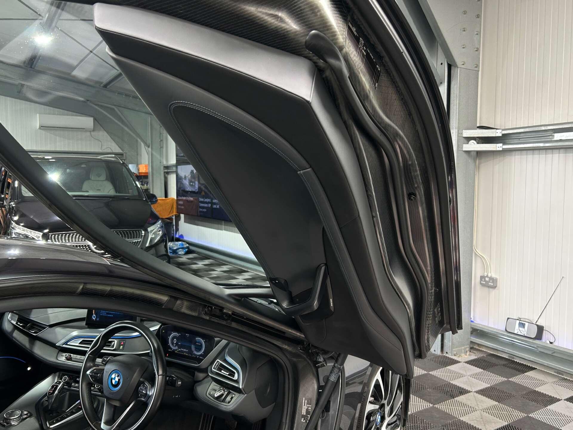 BMW I8 view 44