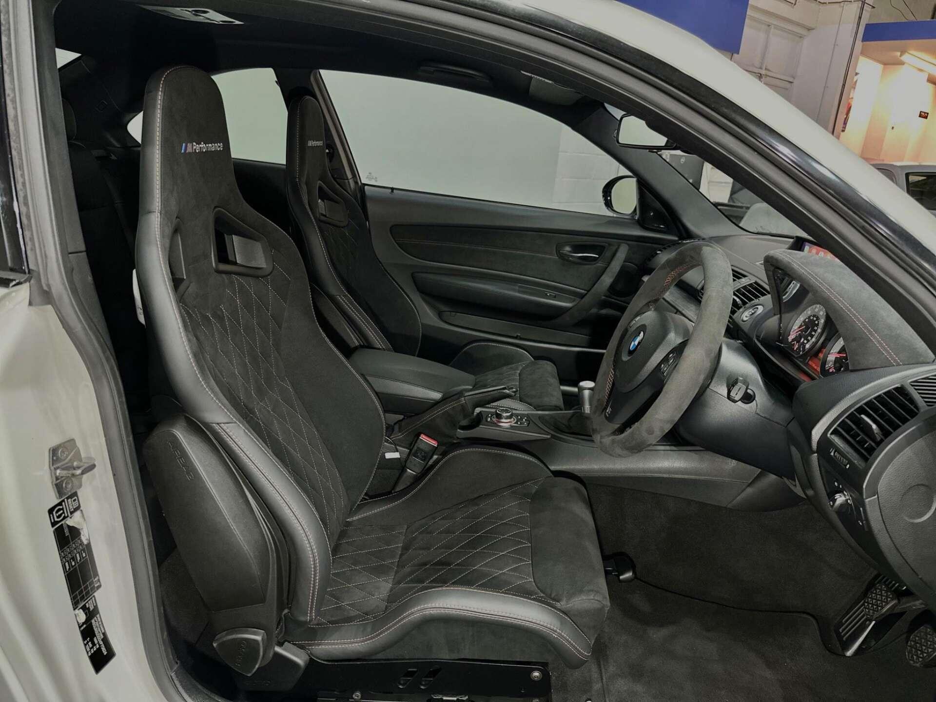 BMW 1 Series view 70