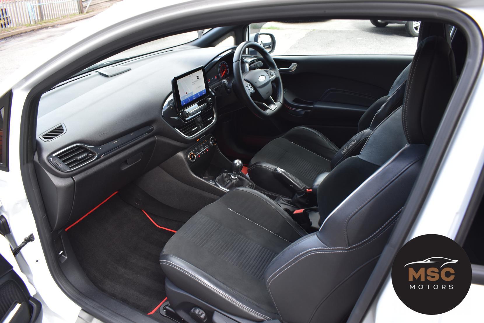 Ford Fiesta view 37