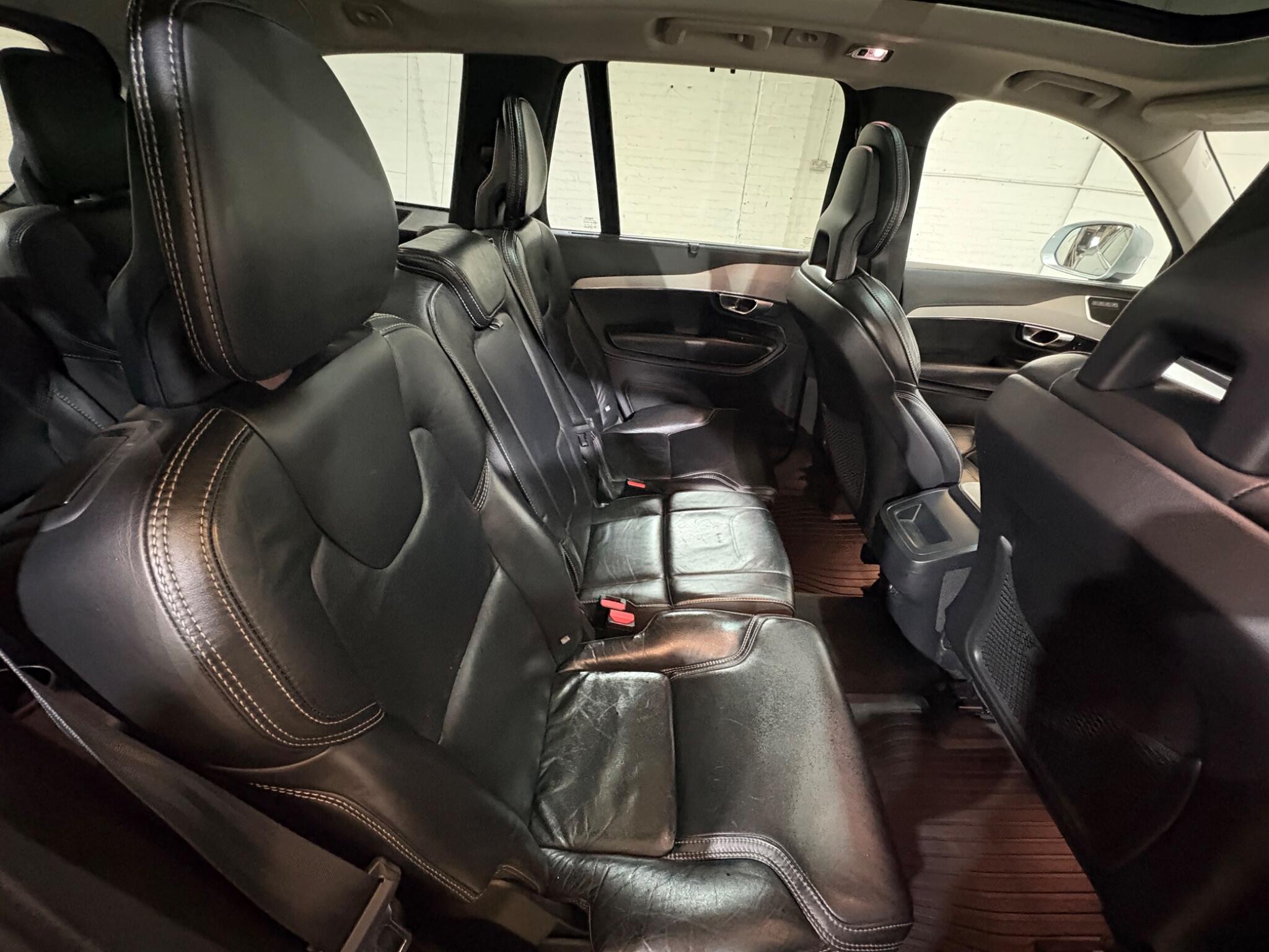 Volvo XC90 view 48