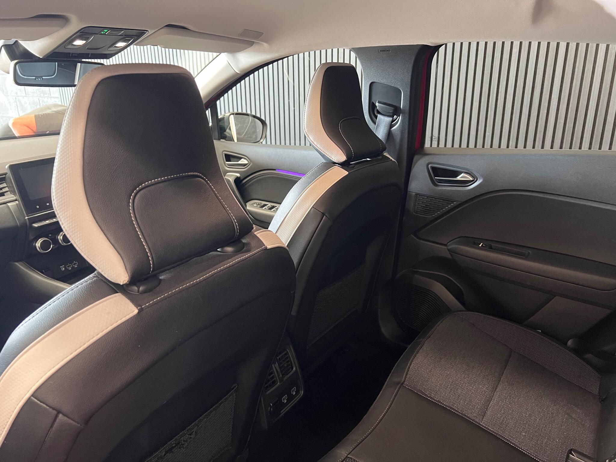 Renault Captur view 18