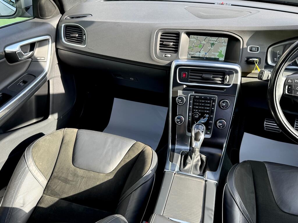 Volvo V60 view 28