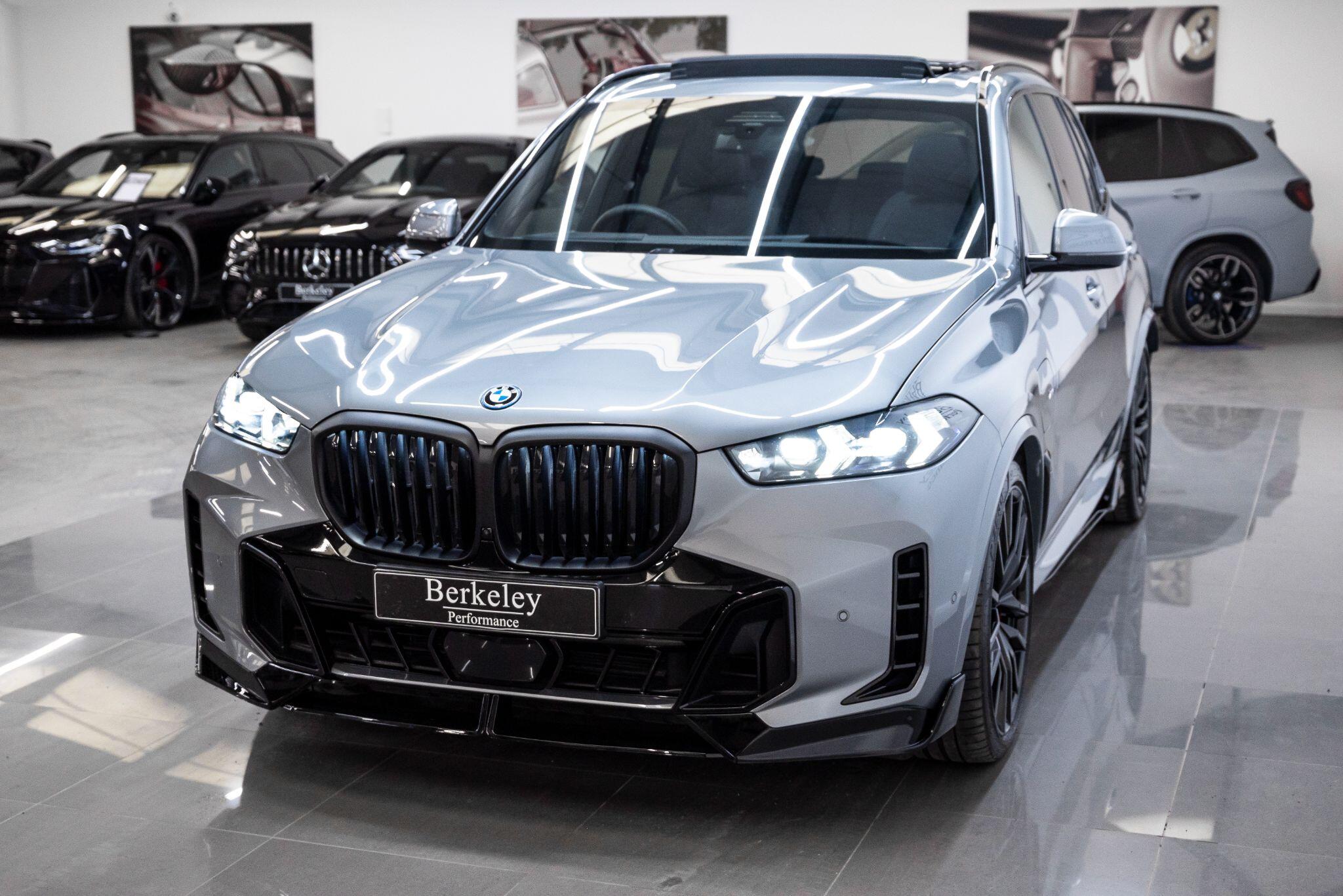 BMW X5 view 5