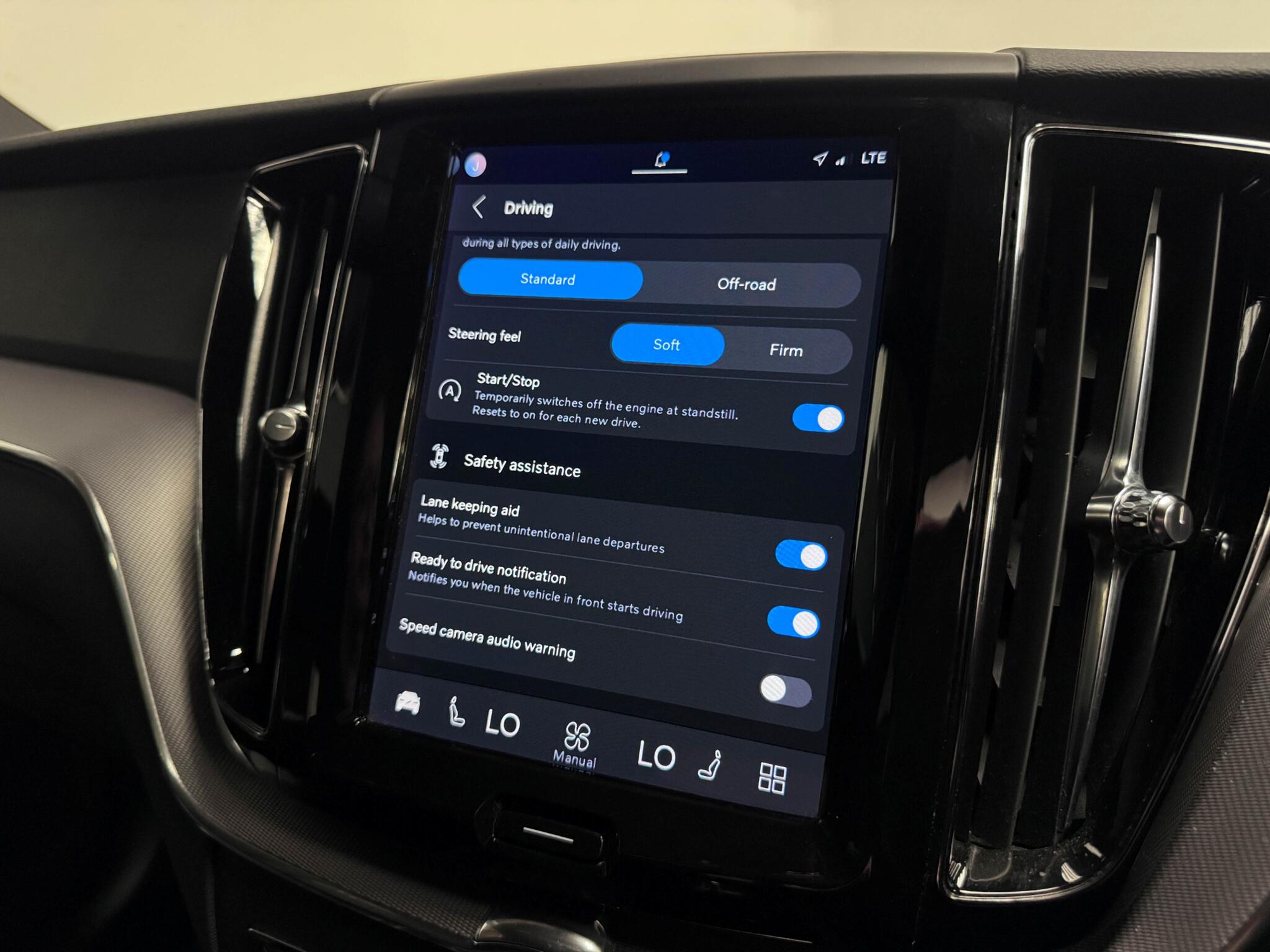 Volvo XC60 view 48