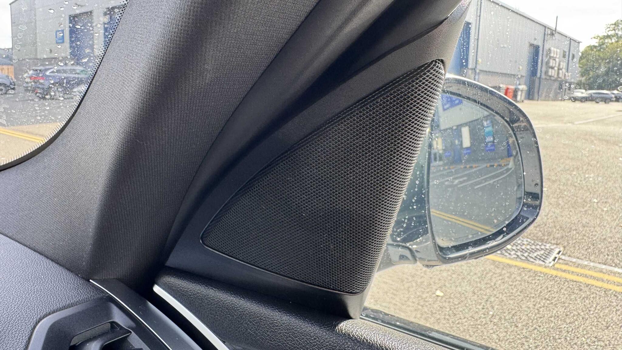 BMW X3 view 26