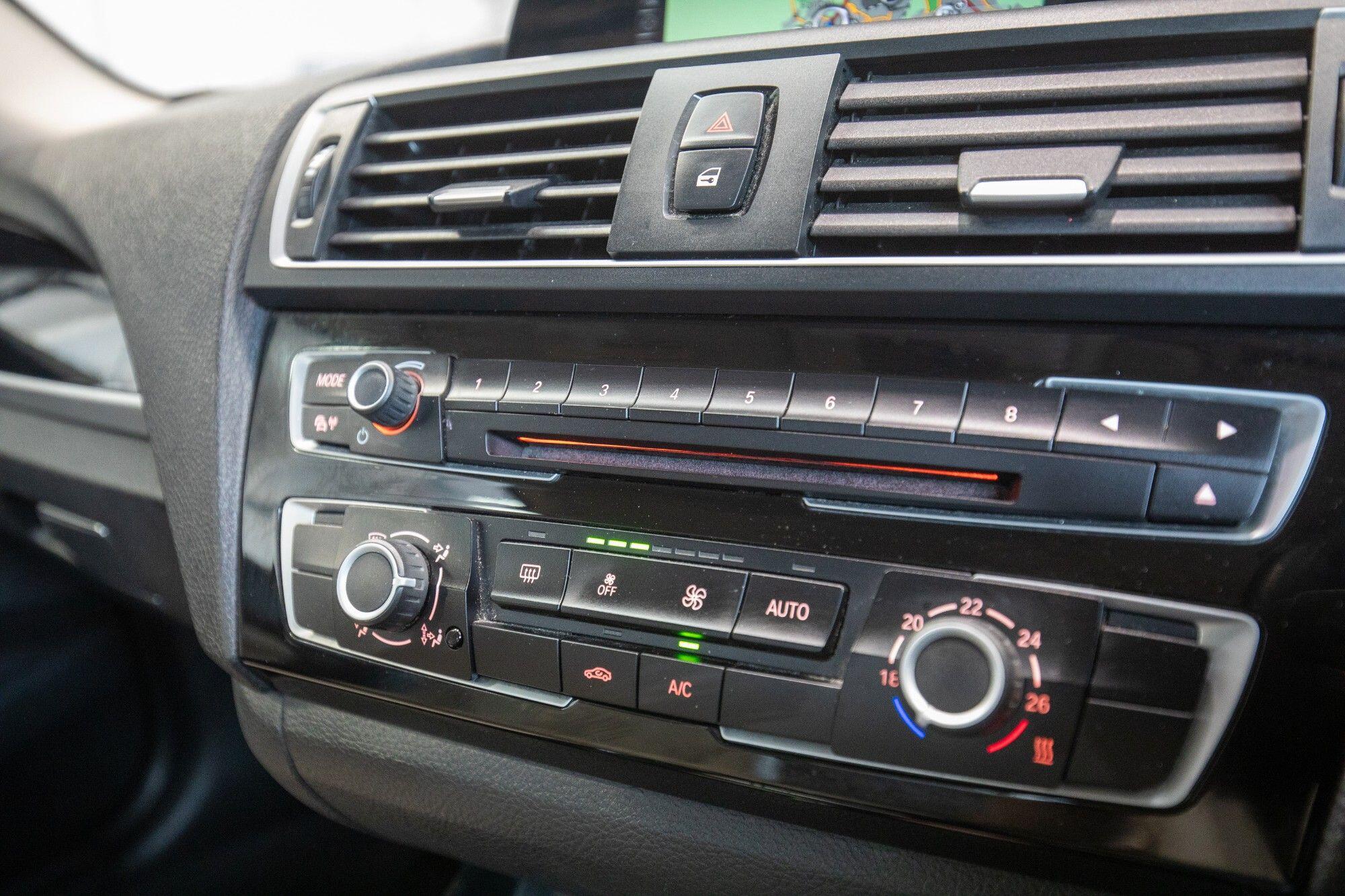 BMW 2 Series view 20